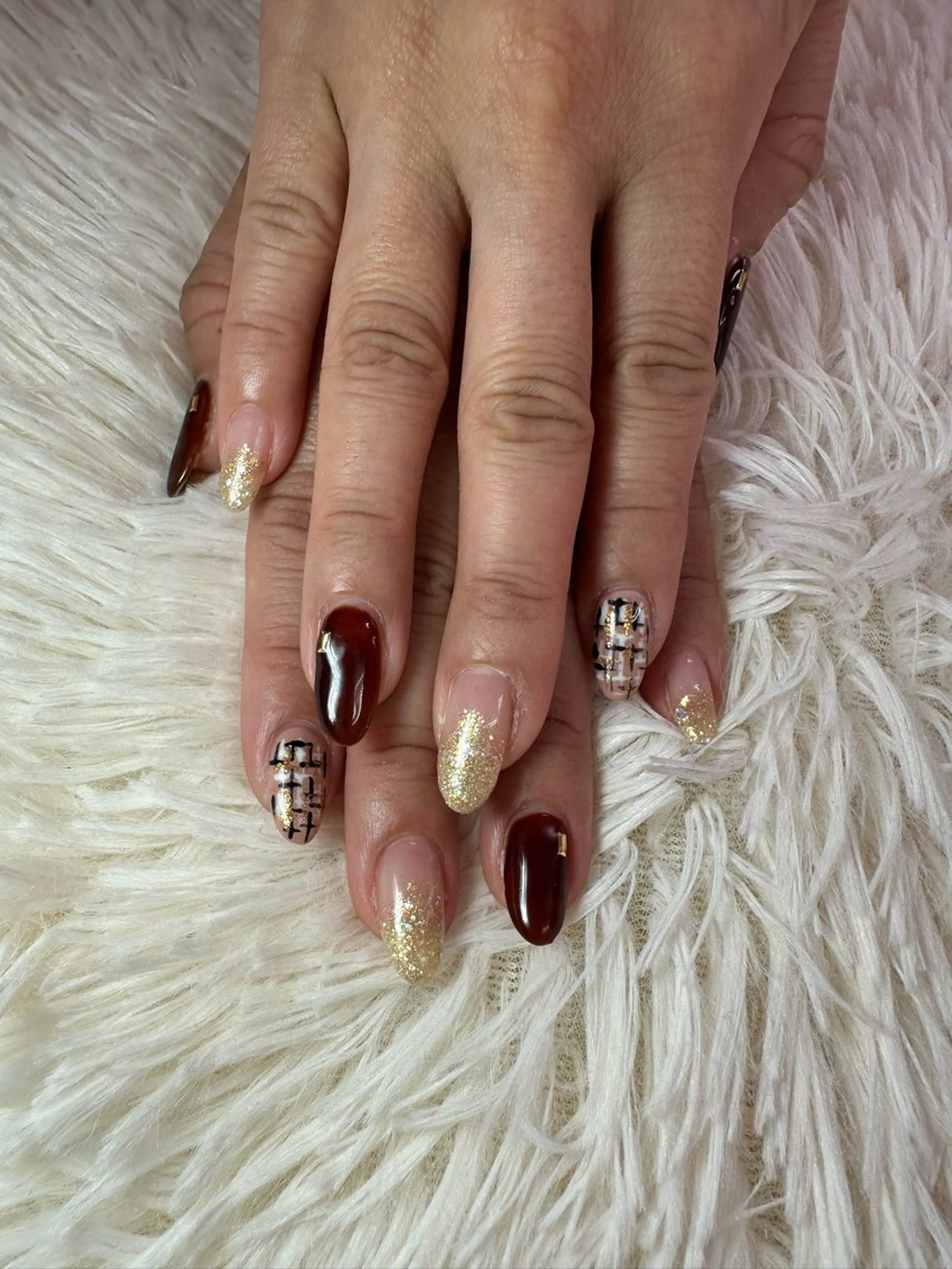 ネイル ツイードネイル ハンドネイル 串田 萌のネイルデザイン