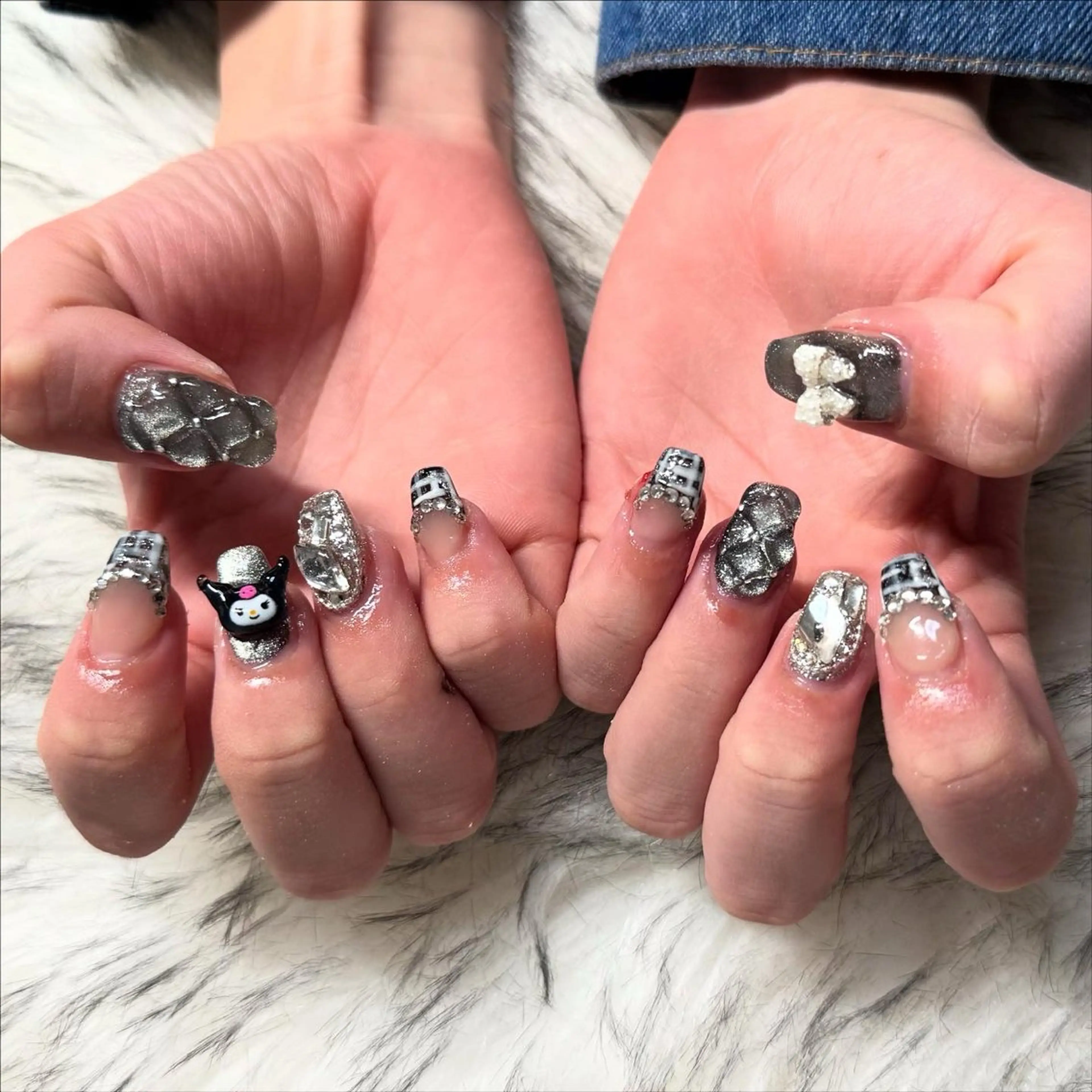 セミロング ハンドネイル mao .のネイルデザイン