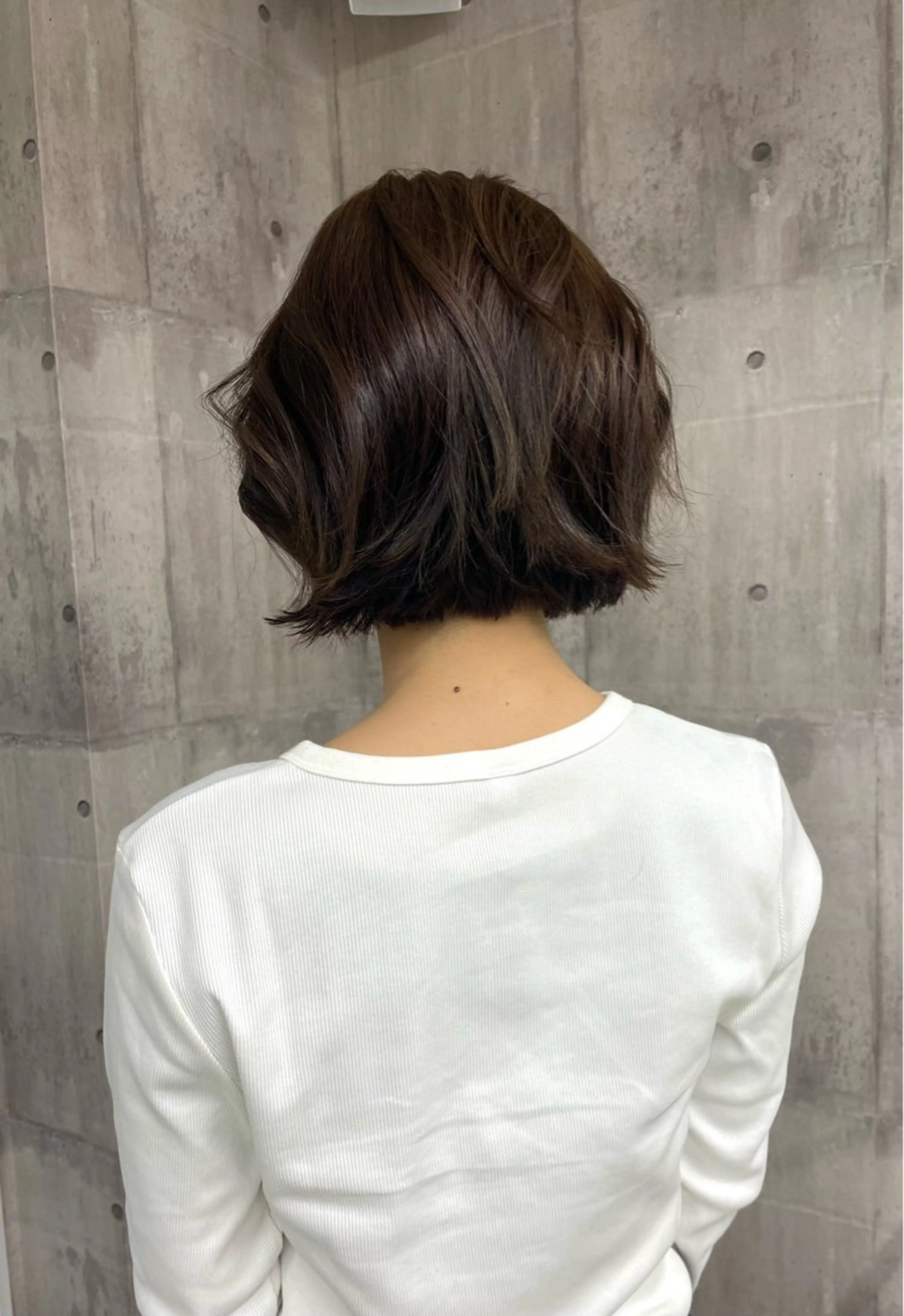 ショート カラー ボブ カット ヘアカラー 錦 茉李 @lm.mari03のヘアスタイル