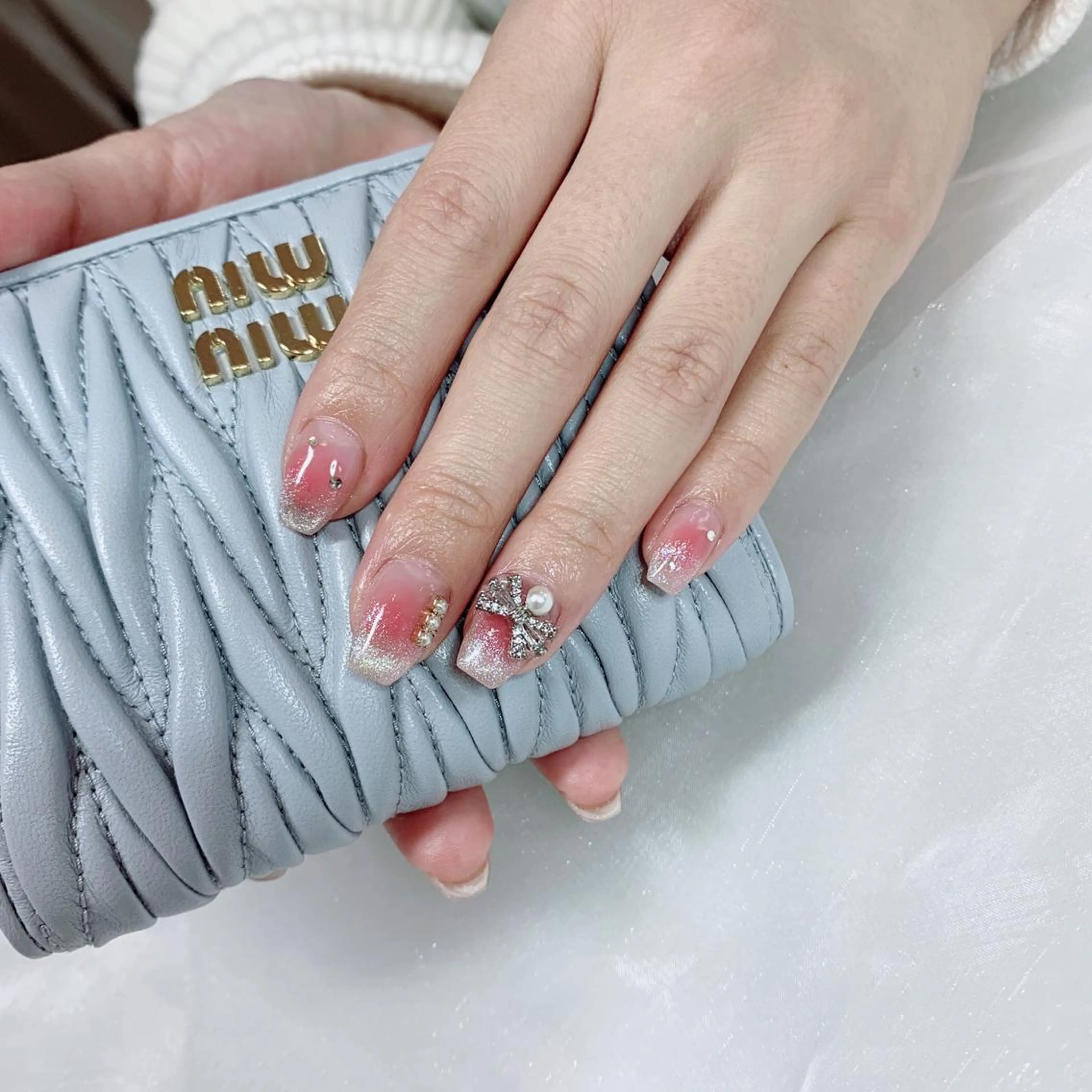 ネイル ハンドネイル La neige* yuki 🥯🍑のネイルデザイン