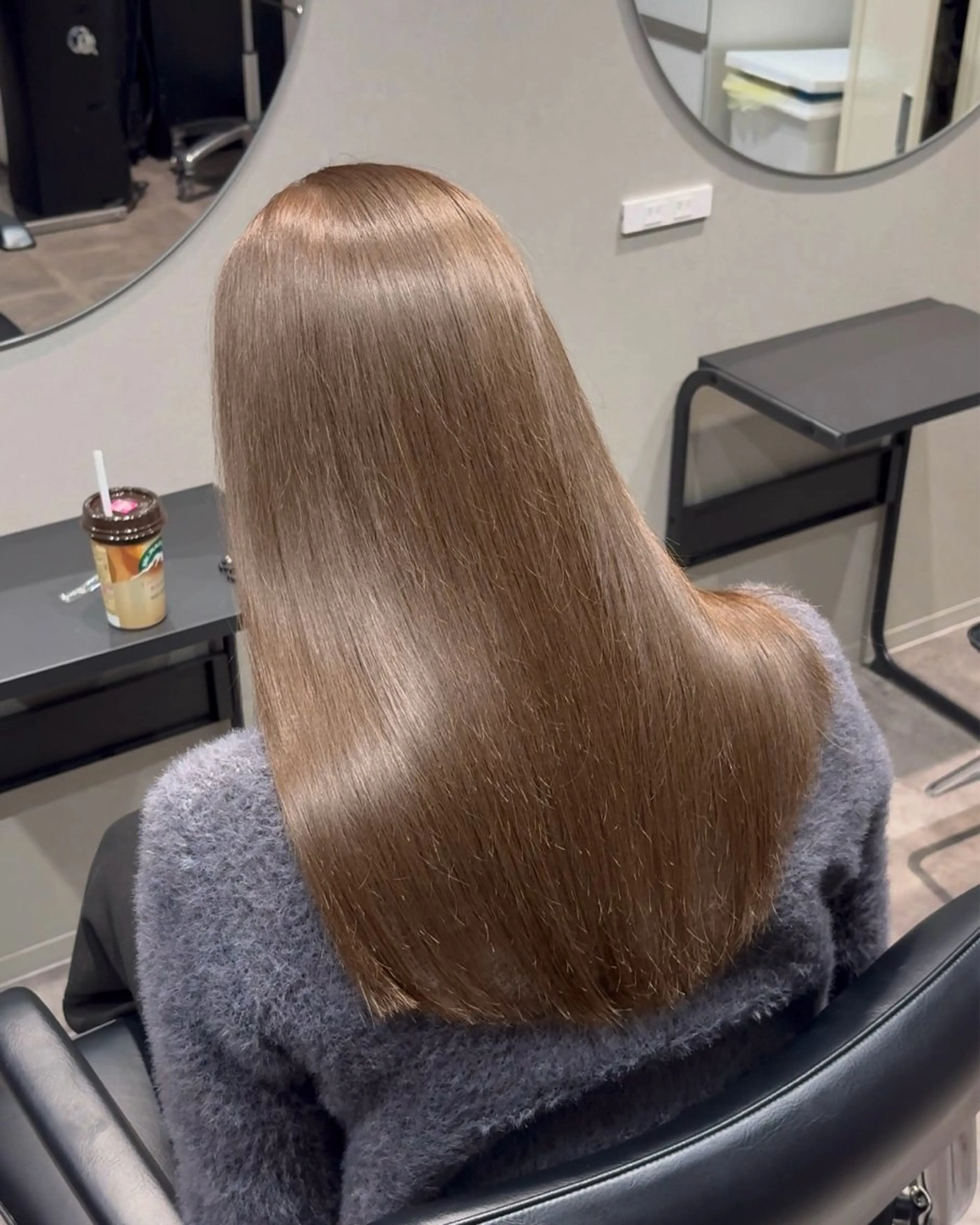 カラー ベージュカラー ブリーチ 透明感カラー ヘーゼル ブリーチなしカラー ヘアカラー meby所属・🩵福岡ブリーチなし カラー/紫音🩵のヘアスタイル