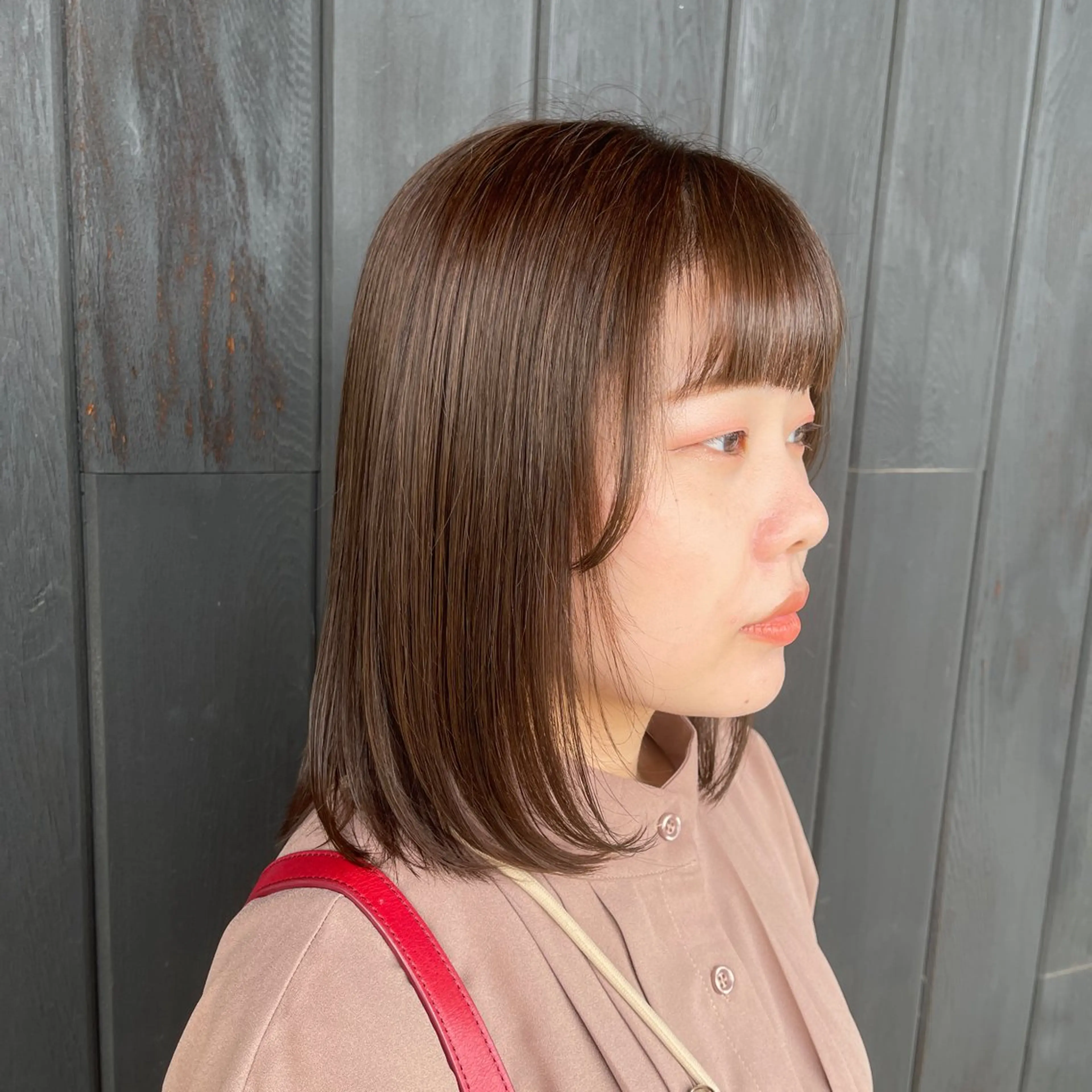 ミディアム カラー ベージュカラー カット ヘアカラー 三好 達也のヘアスタイル