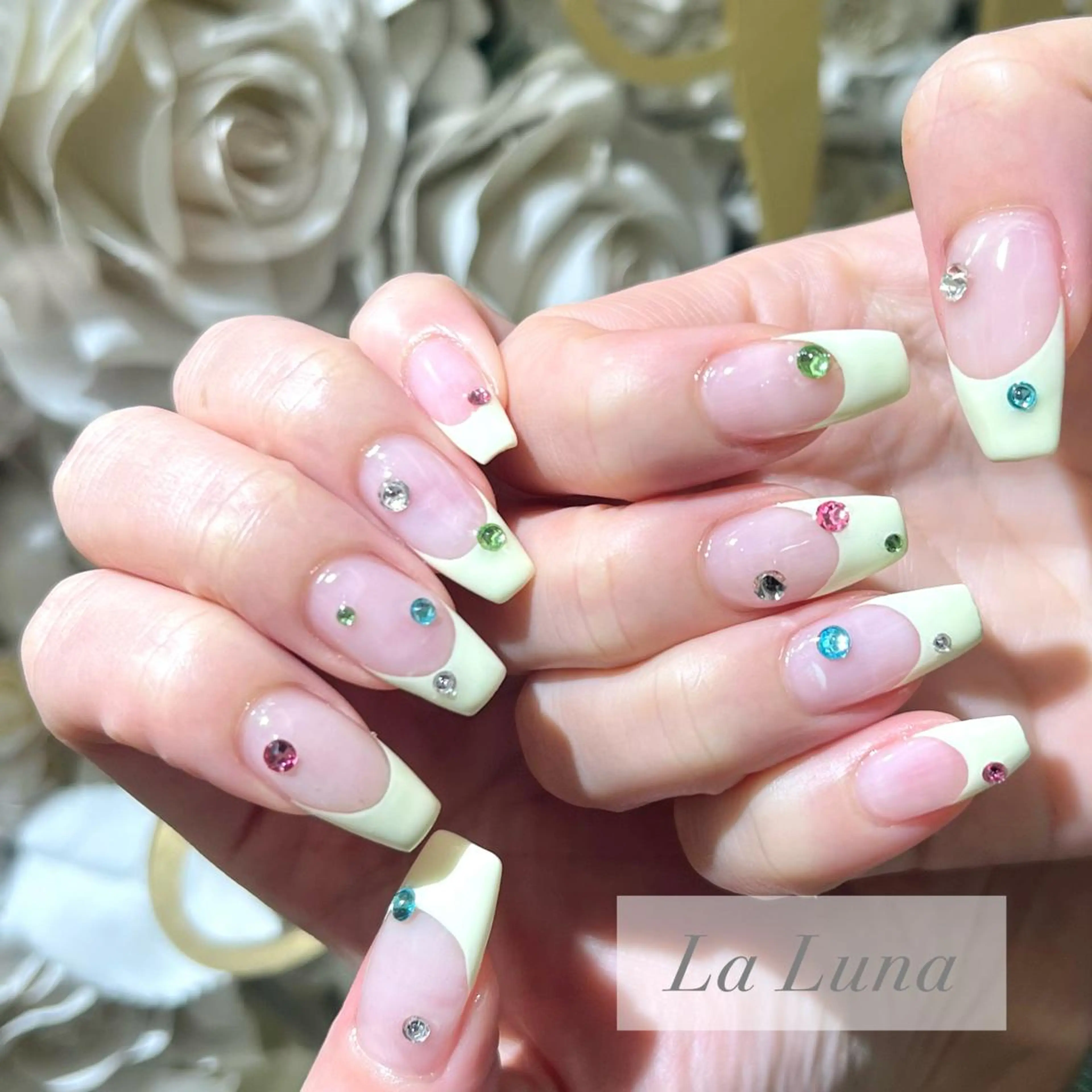ネイル ハンドネイル ＬａＬｕｎａ🌙 natsukiのネイルデザイン