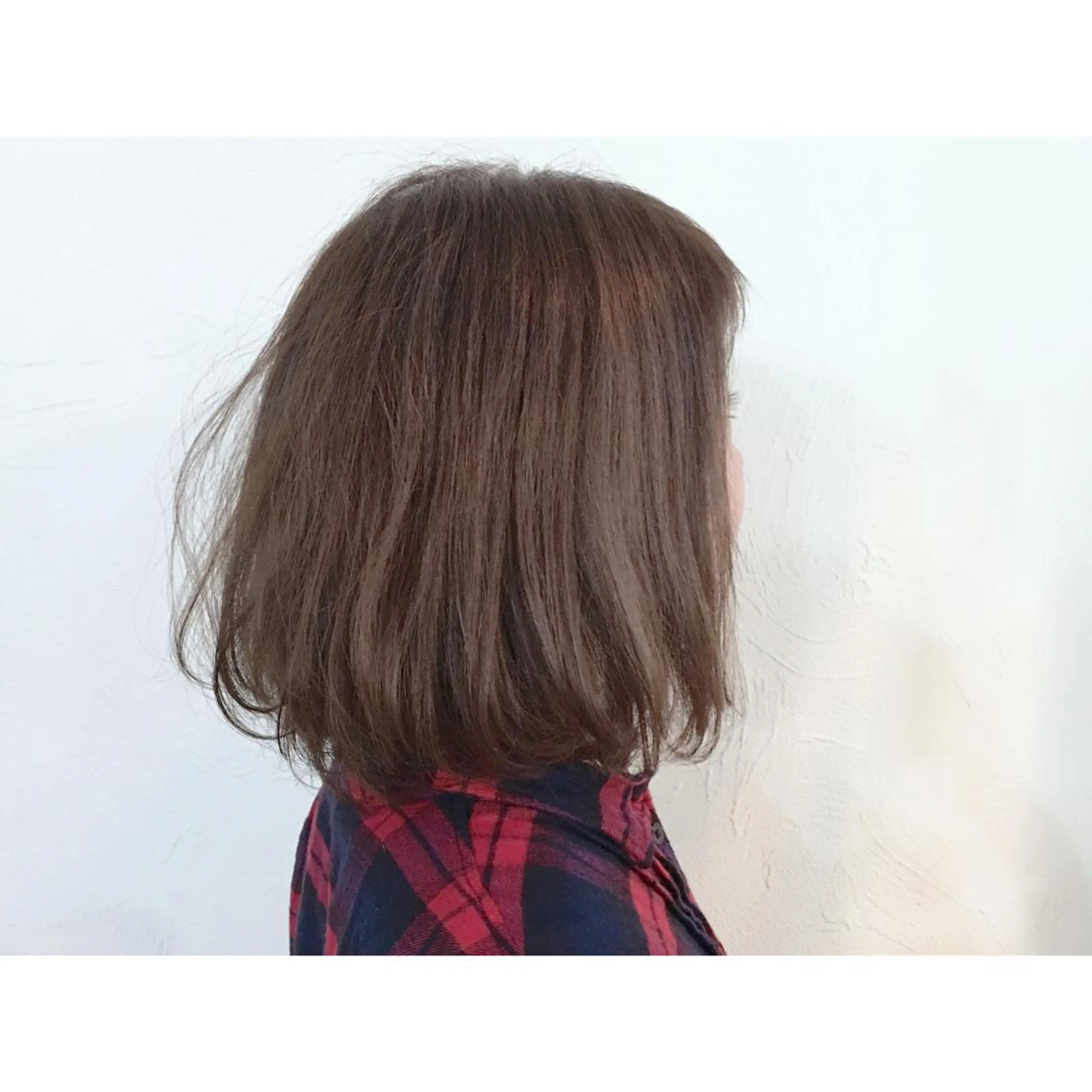 ミディアム ボブ レイヤーカット 【今だけブリーチ 限定価格💕】すみのヘアスタイル