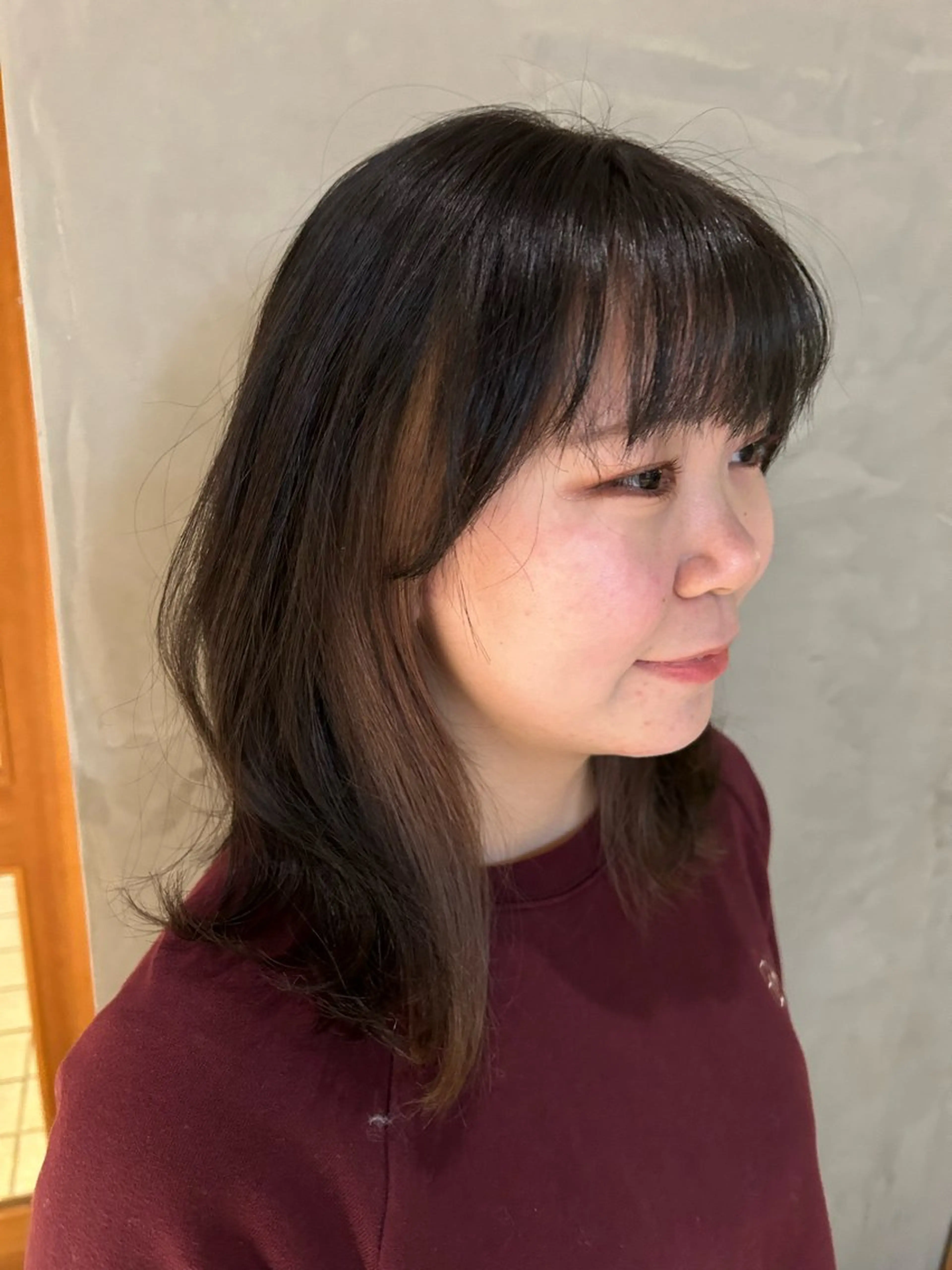 セミロング カラー 成田 智彩のヘアスタイル