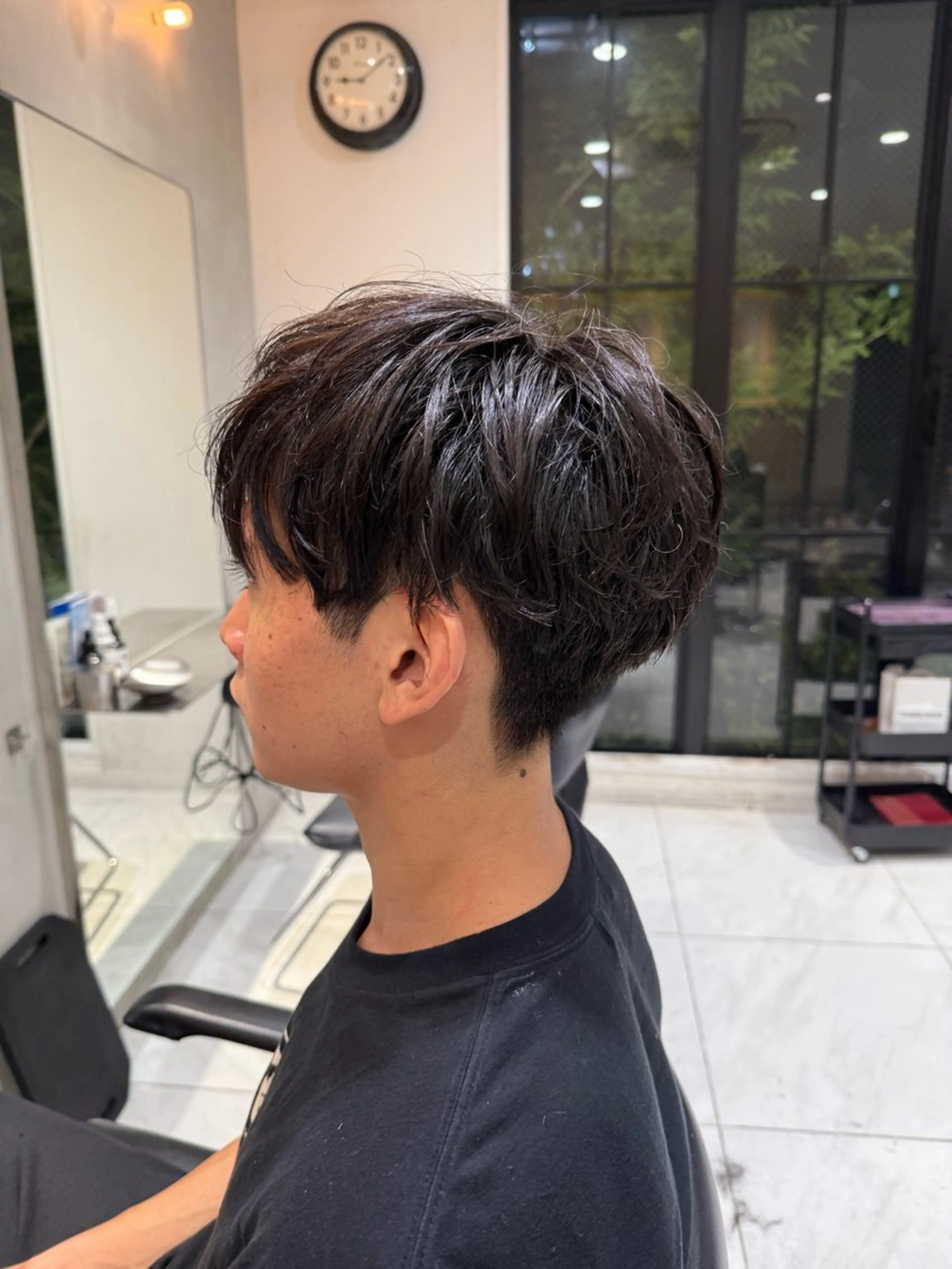 ショート メンズ カット 艶カラー/縮毛矯正 🫧terukaのヘアスタイル
