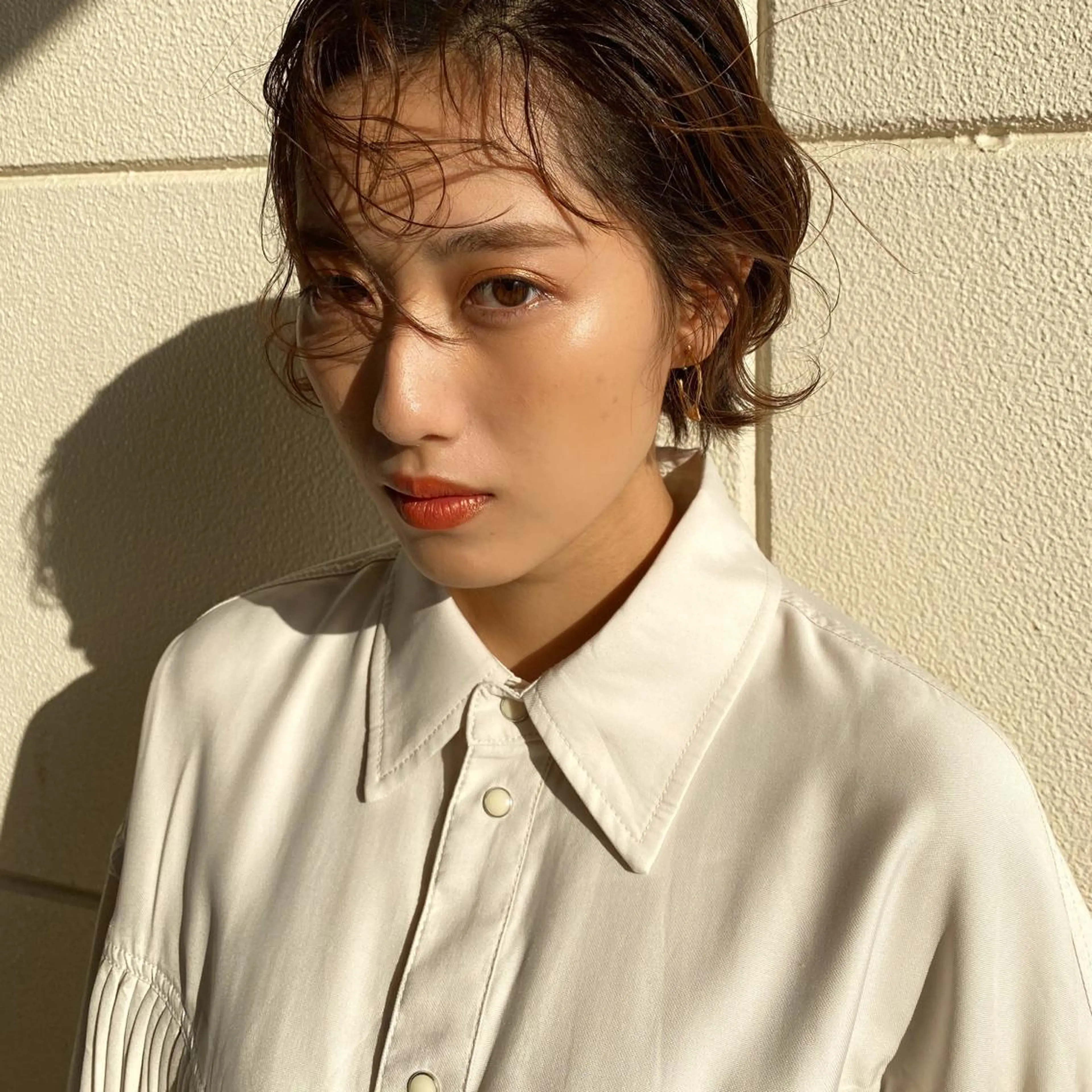 ショート ヘアカラー 小濵 美月のヘアスタイル