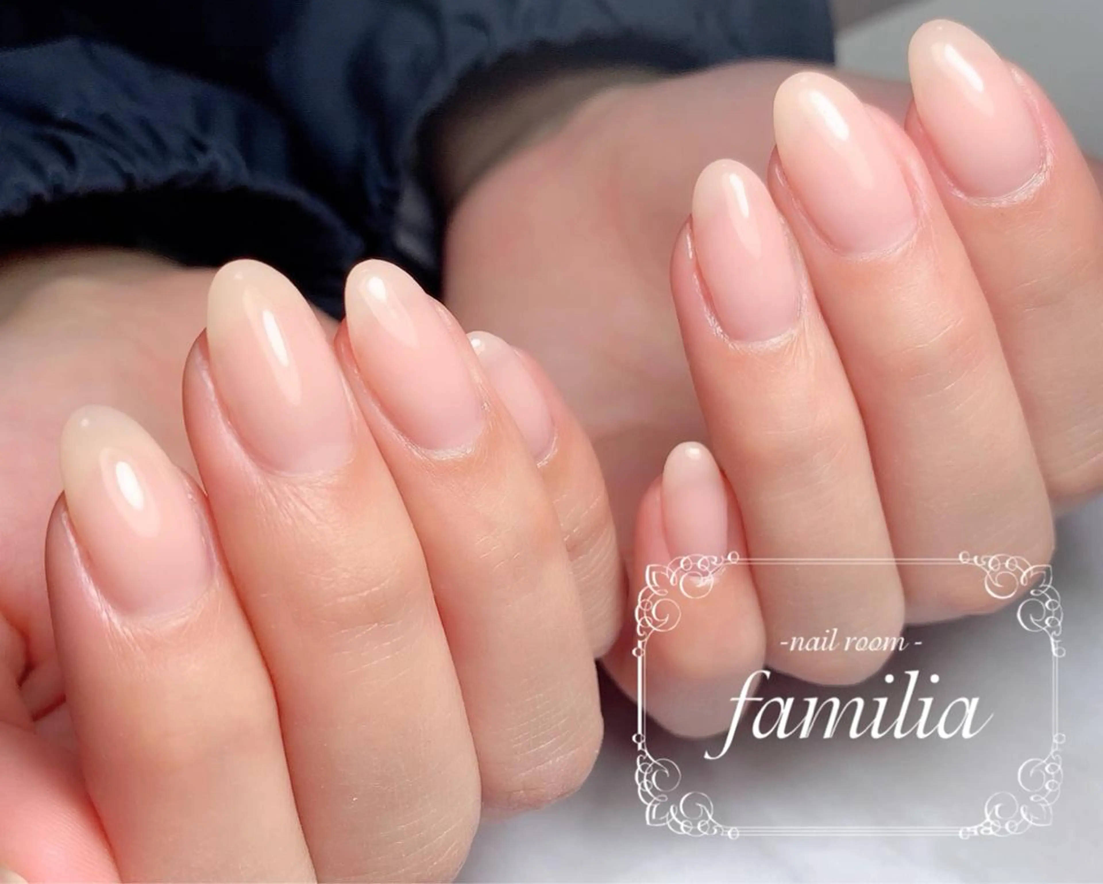 ネイル ハンドネイル -nailroom- familiaのネイルデザイン