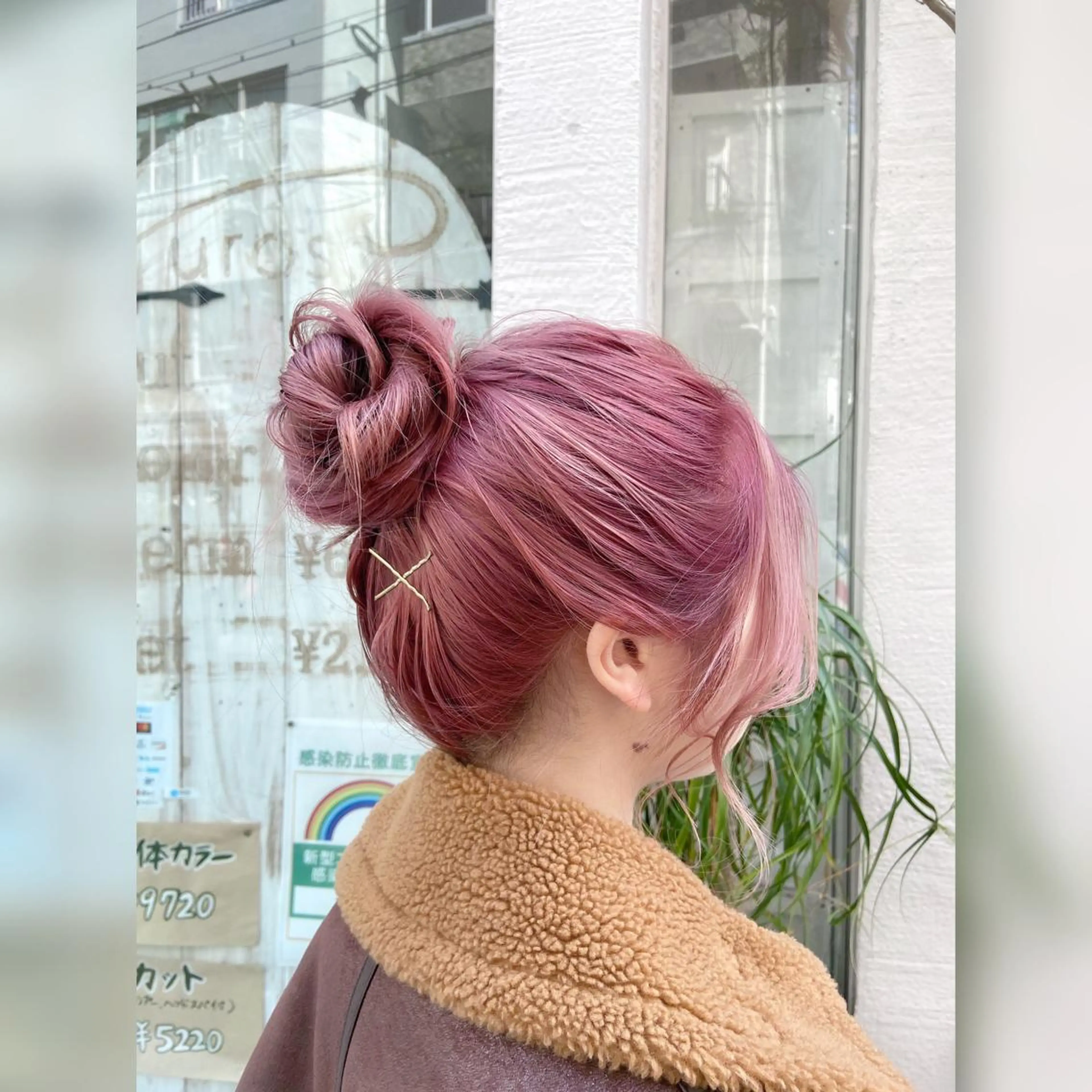 ミディアム カラー ヘアアレンジ ピンクカラー ヘアカラー ♥️ルフ🐒 ミレイ♥️のヘアスタイル