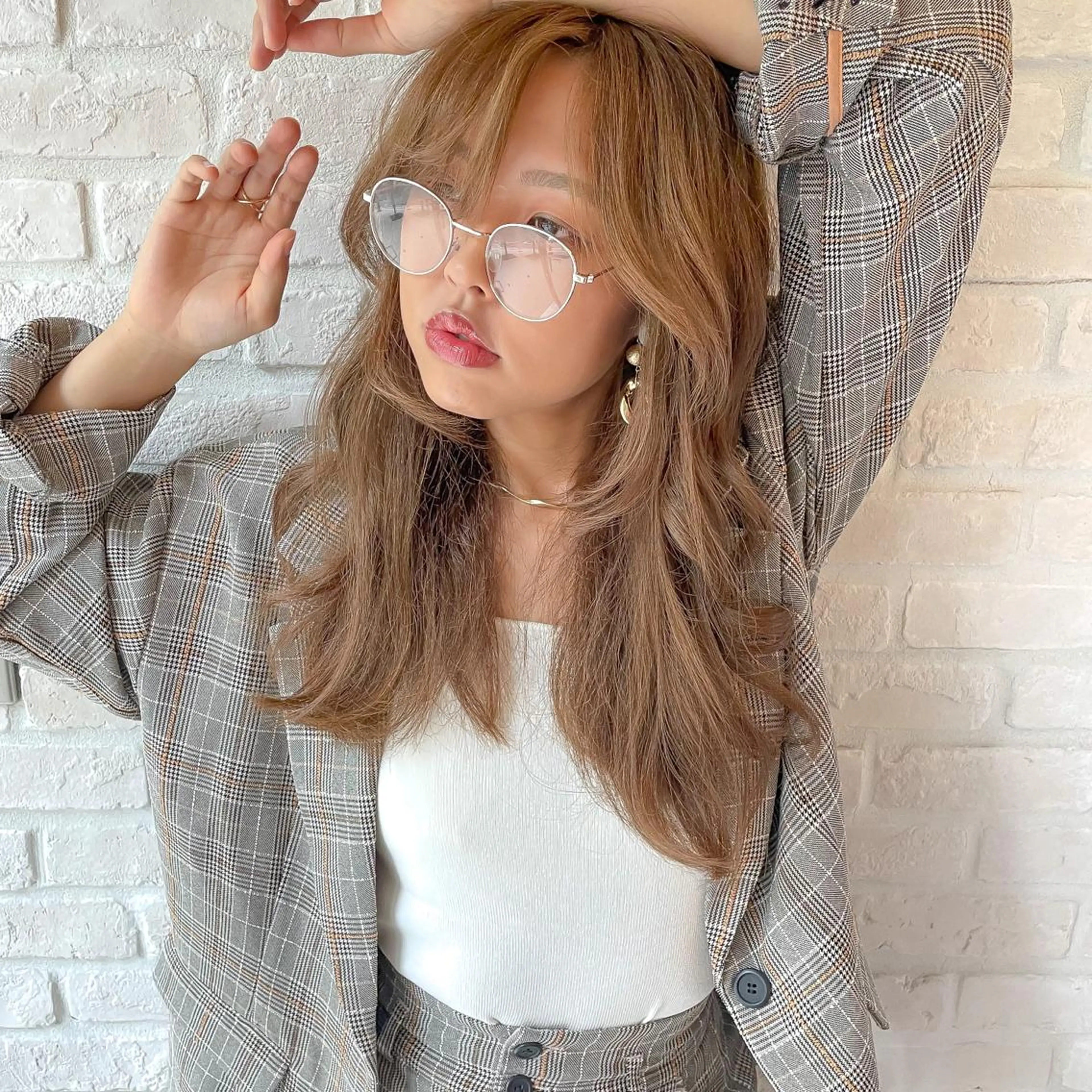 ロング カラー ヘアアレンジ ヨシンモリ 飯塚 沙衣のヘアスタイル