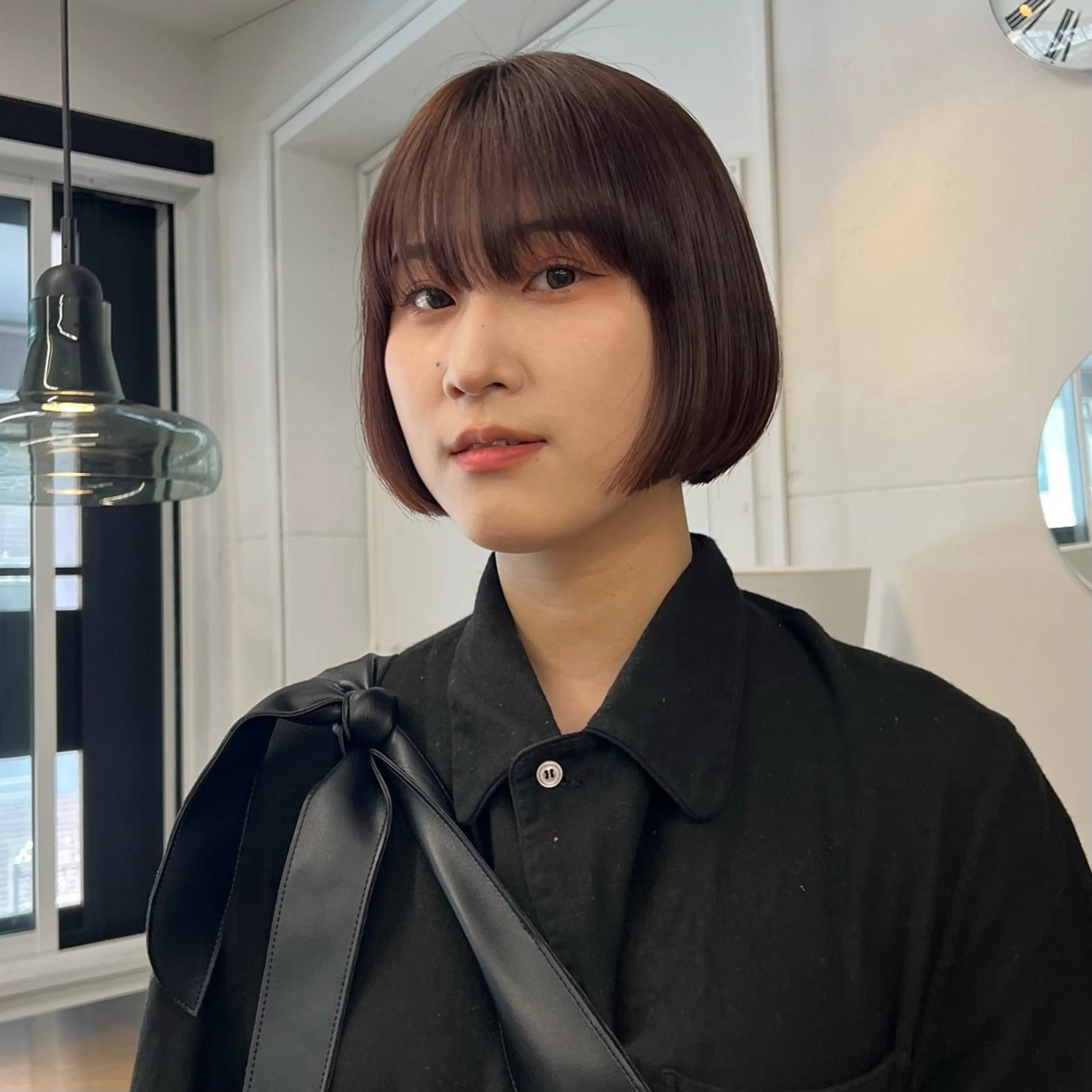 ショート カット INORI|艶カラ ー|フェイスレイヤーのヘアスタイル