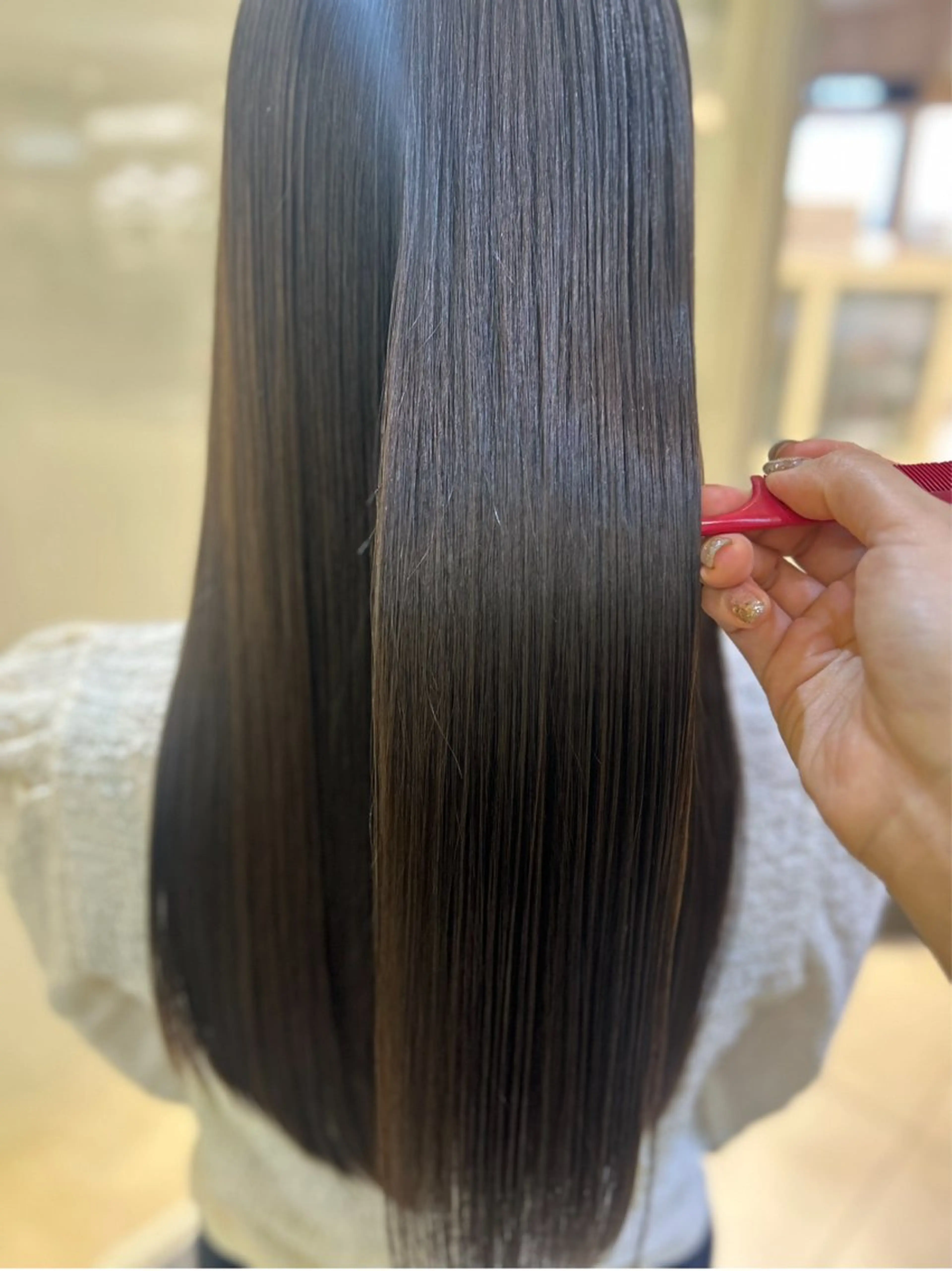 ロング カラー カット ヘアカラー トリートメント 艶質改善/縮毛矯正 ササキナツミのヘアスタイル