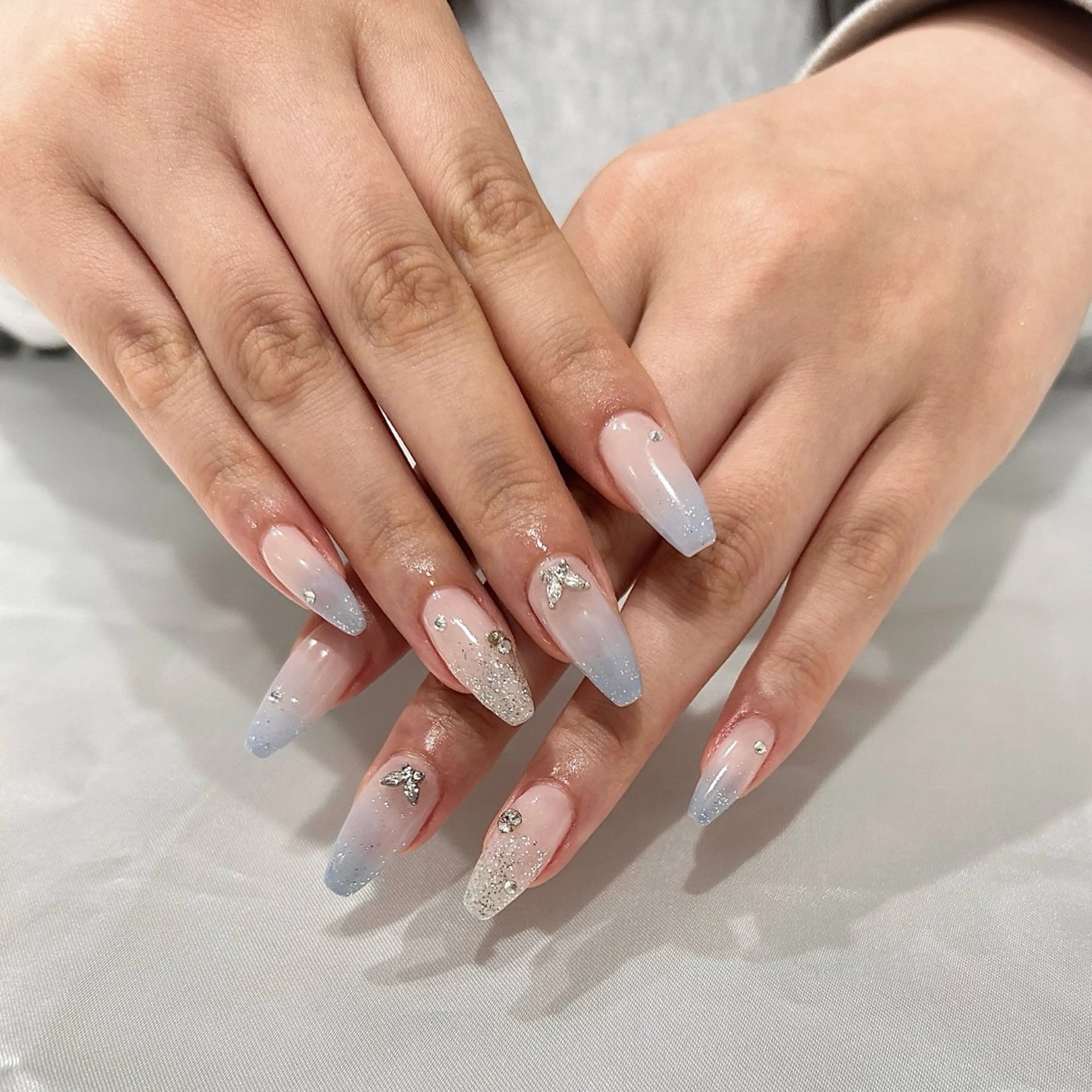 ネイル R Beauty Salon所属・R Beauty Salon 杉本のネイルデザイン
