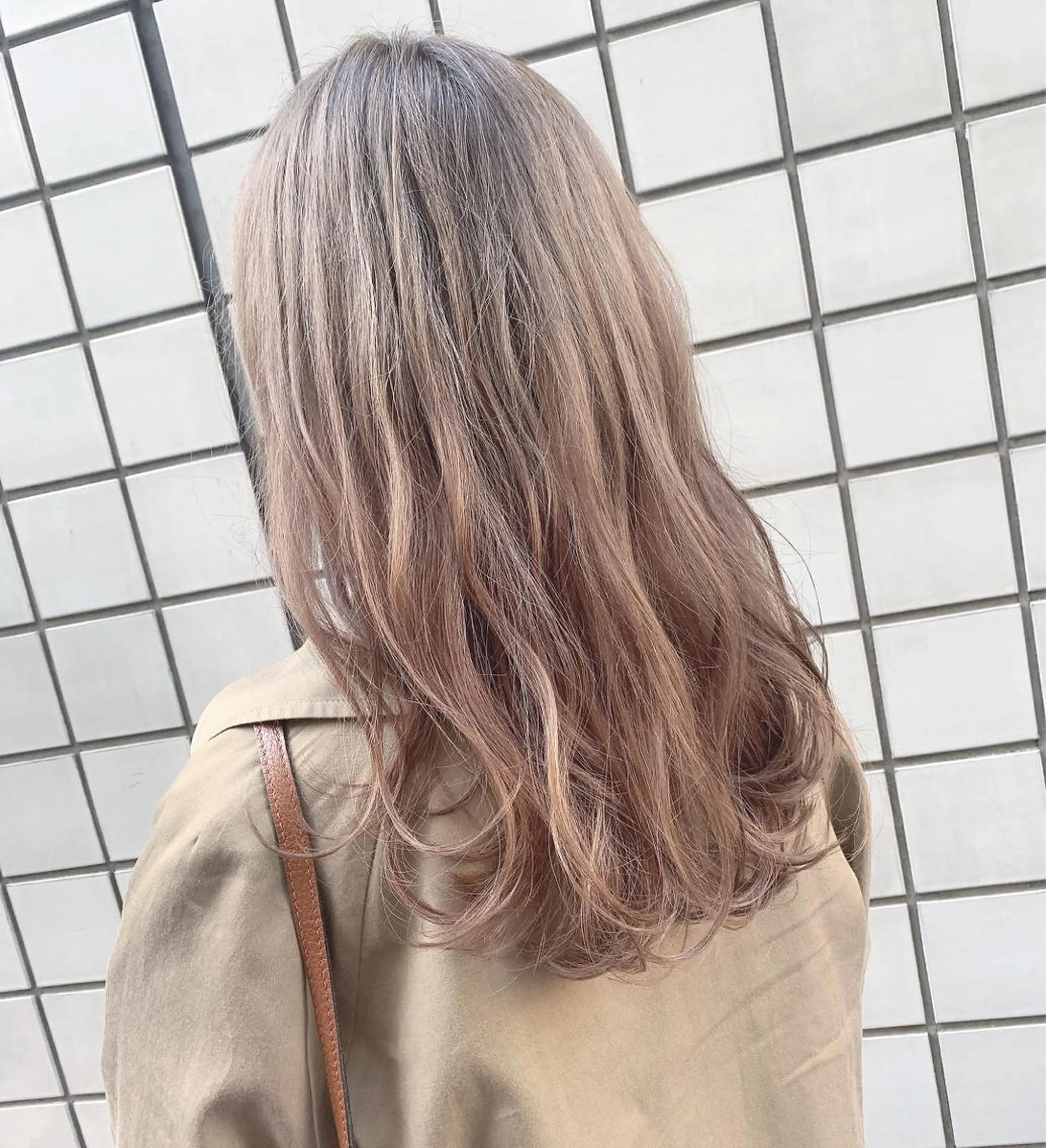 ロング カラー カット ヘアカラー トリートメント SALOWIN 札幌大通り店所属・🏆ウルフ/レイヤー 指名No.1山口圭佑のヘアスタイル