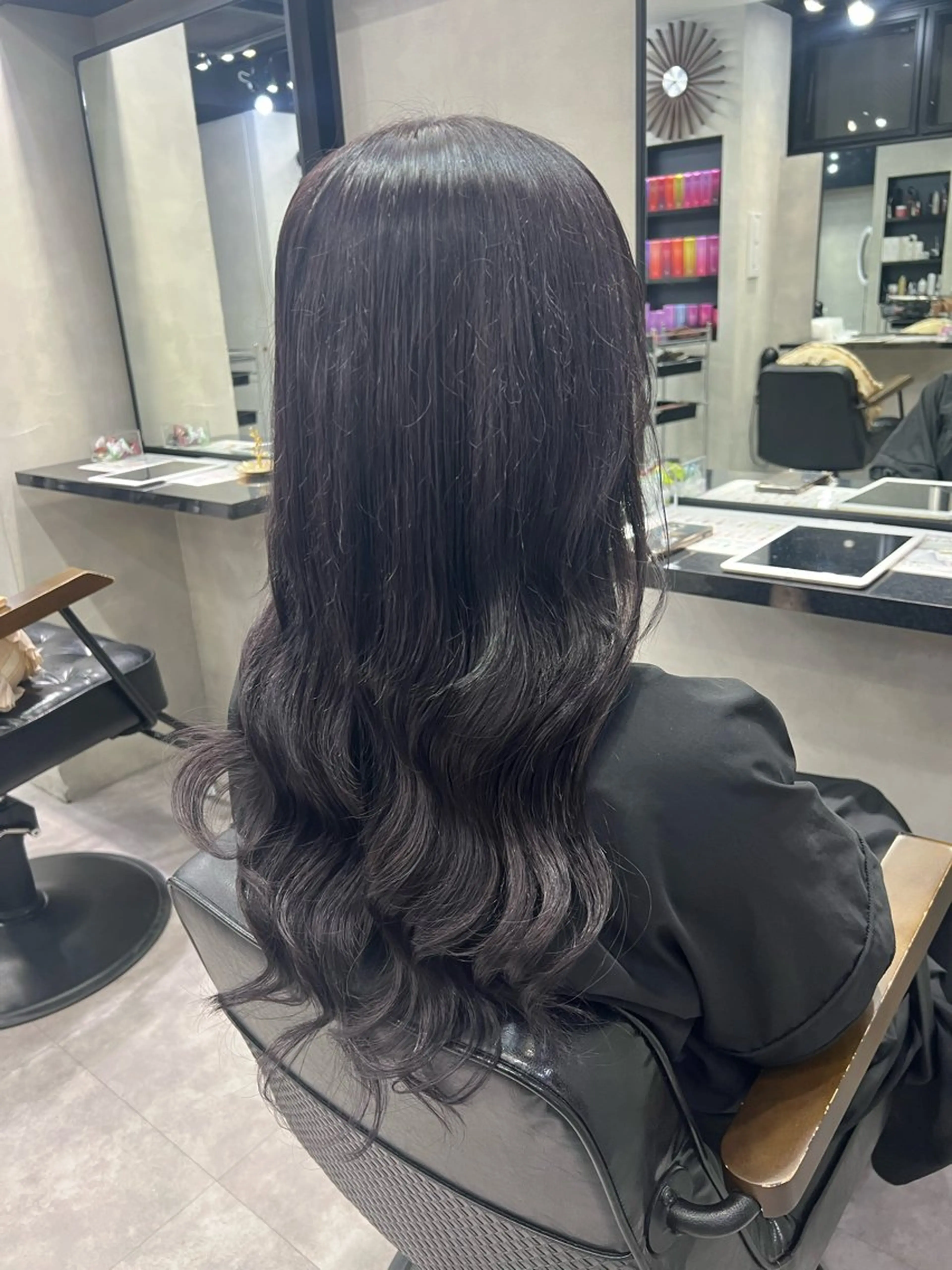 ロング カラー ヘアアレンジ シールエクステ アッシュ バレイヤージュ ベージュカラー 黒髪 カット ヘアカラー エクステ ar+ ❤︎ maiのヘアスタイル
