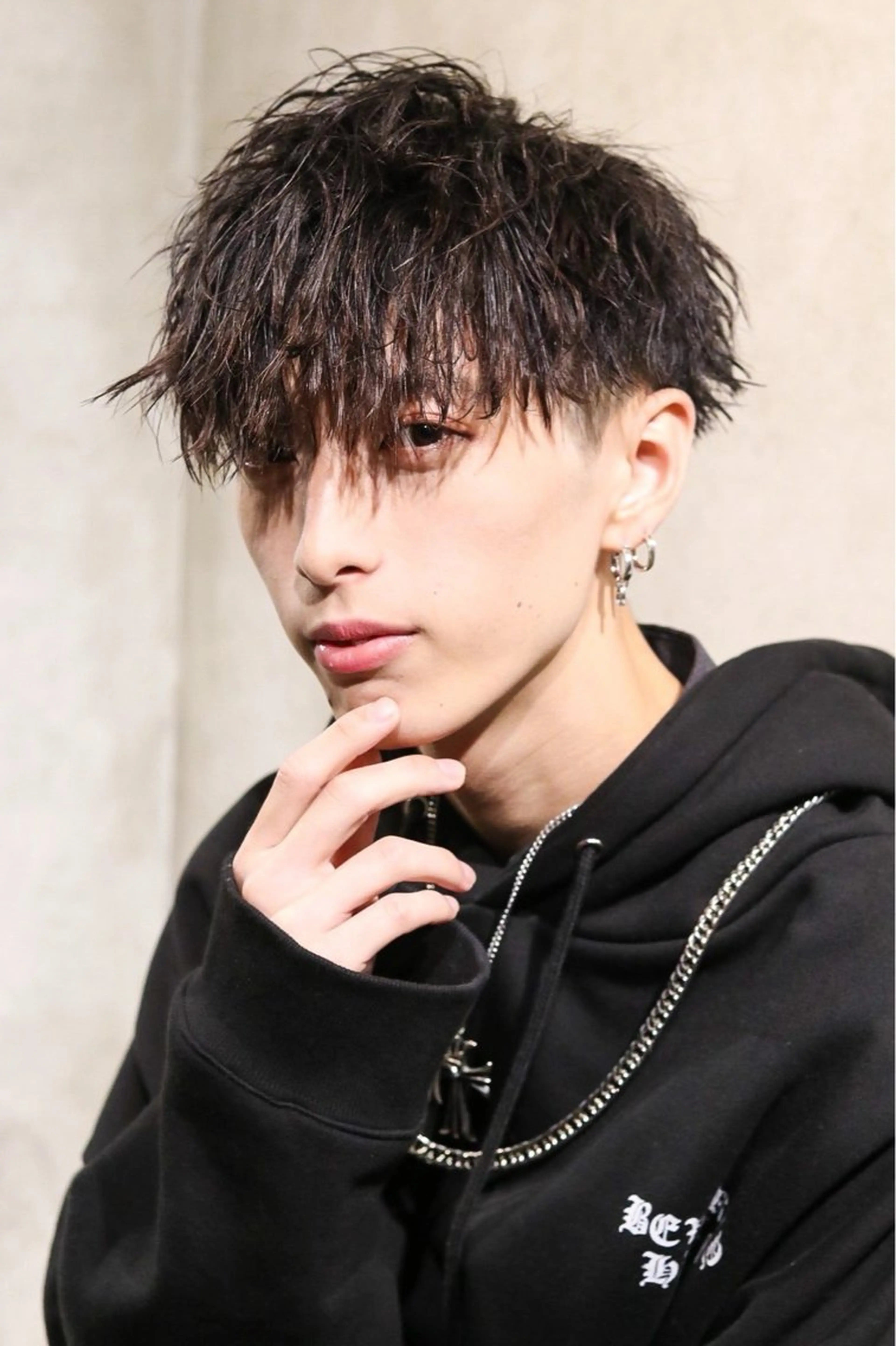 ショート パーマ メンズ メンズパーマ メンズツイストパーマ ツイストパーマ 無造作パーマ＆メッシ ュ🔥SHOTAのヘアスタイル