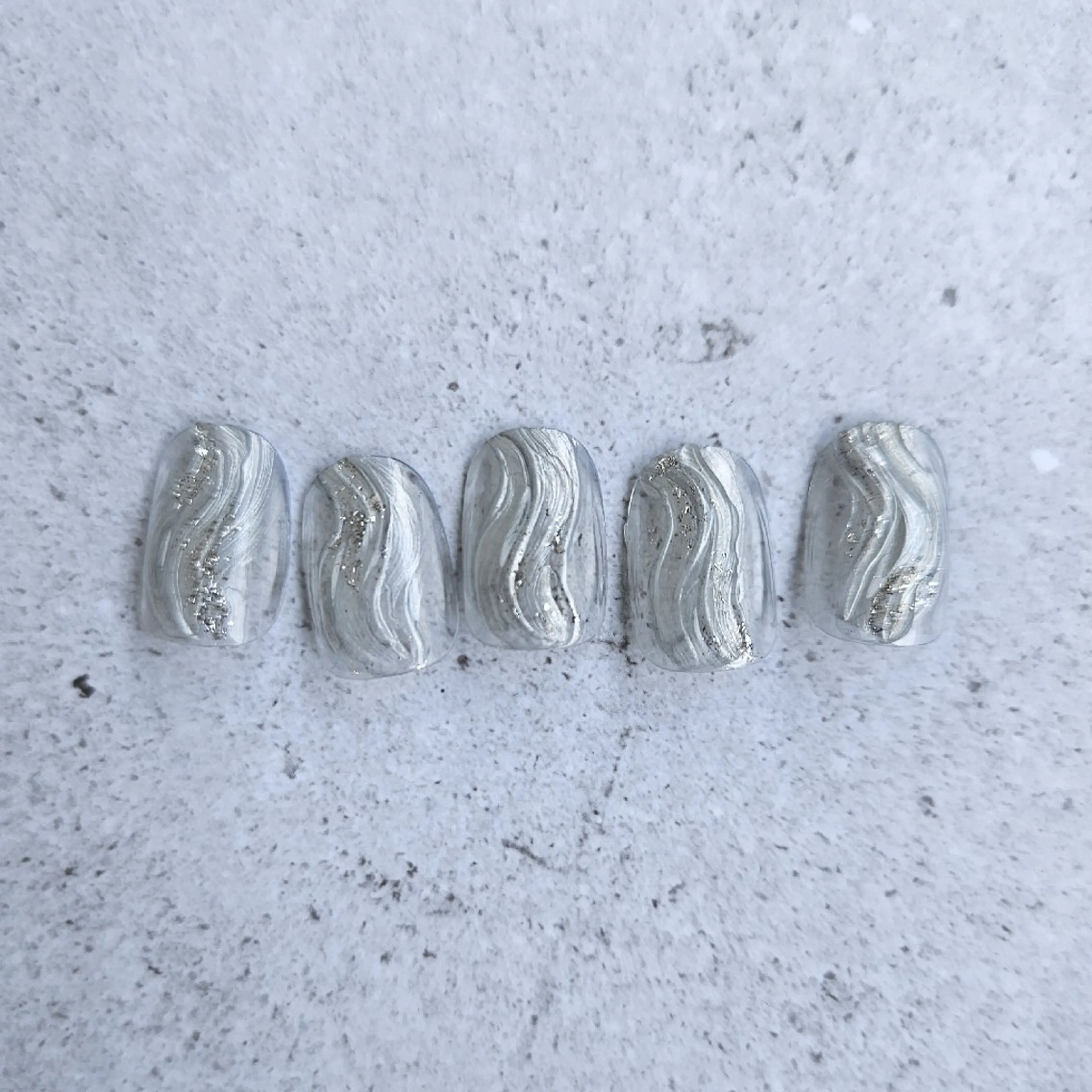 ネイル ジェルネイル キラキラネイル 持ち込み ニュアンスネイル パラジェル ハンドネイル Nailsalon manoのネイルデザイン