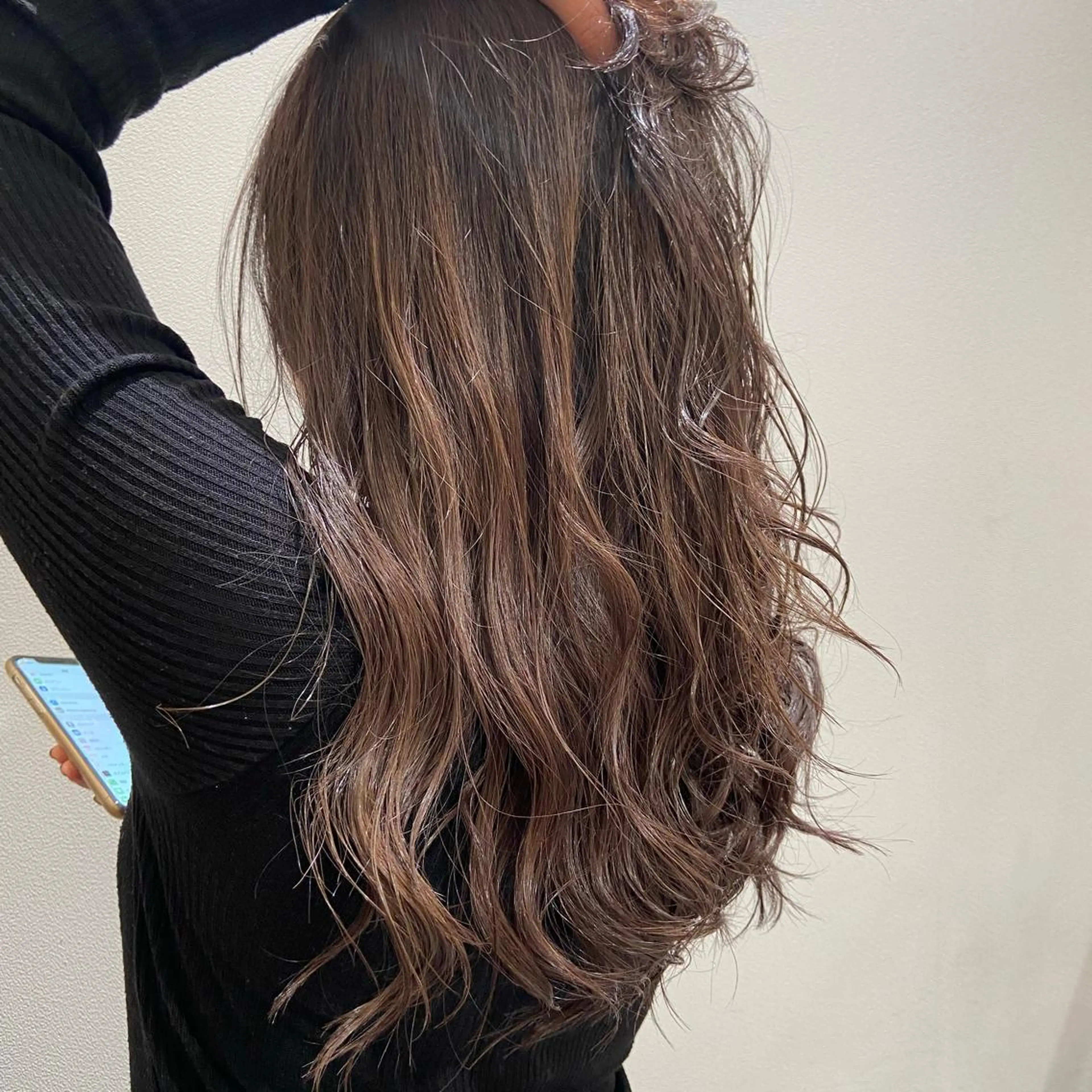 ロング カラー 💎レイヤー／メンズ 💎沢田琴音のヘアスタイル