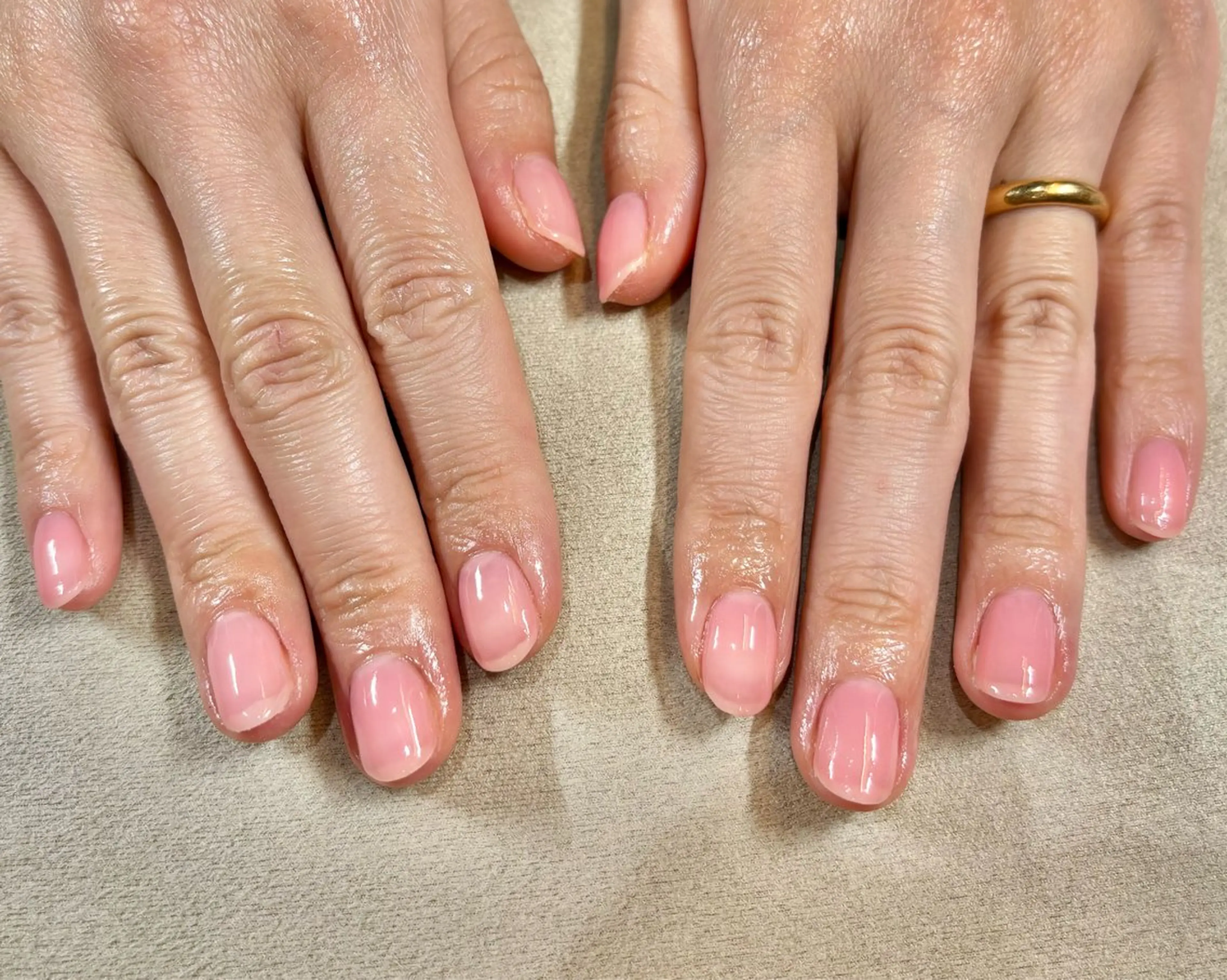 ネイル ジェルネイル オフィスネイル ワンカラーネイル パラジェル ピンク ハンドネイル パラスパガーデン ♡齊藤歩のネイルデザイン