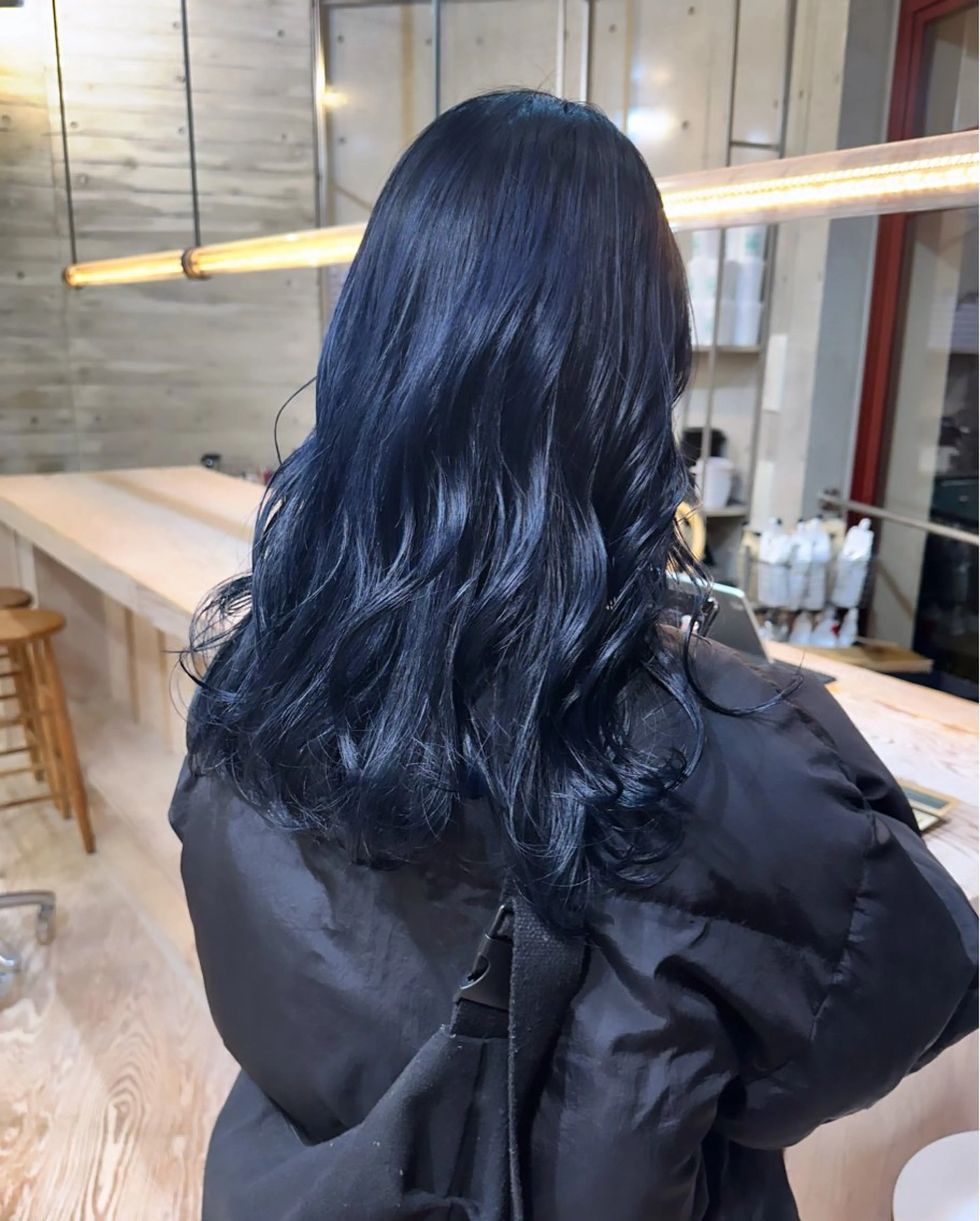 セミロング カラー 抜きっぱなしブロンド ササキカズマのヘアスタイル