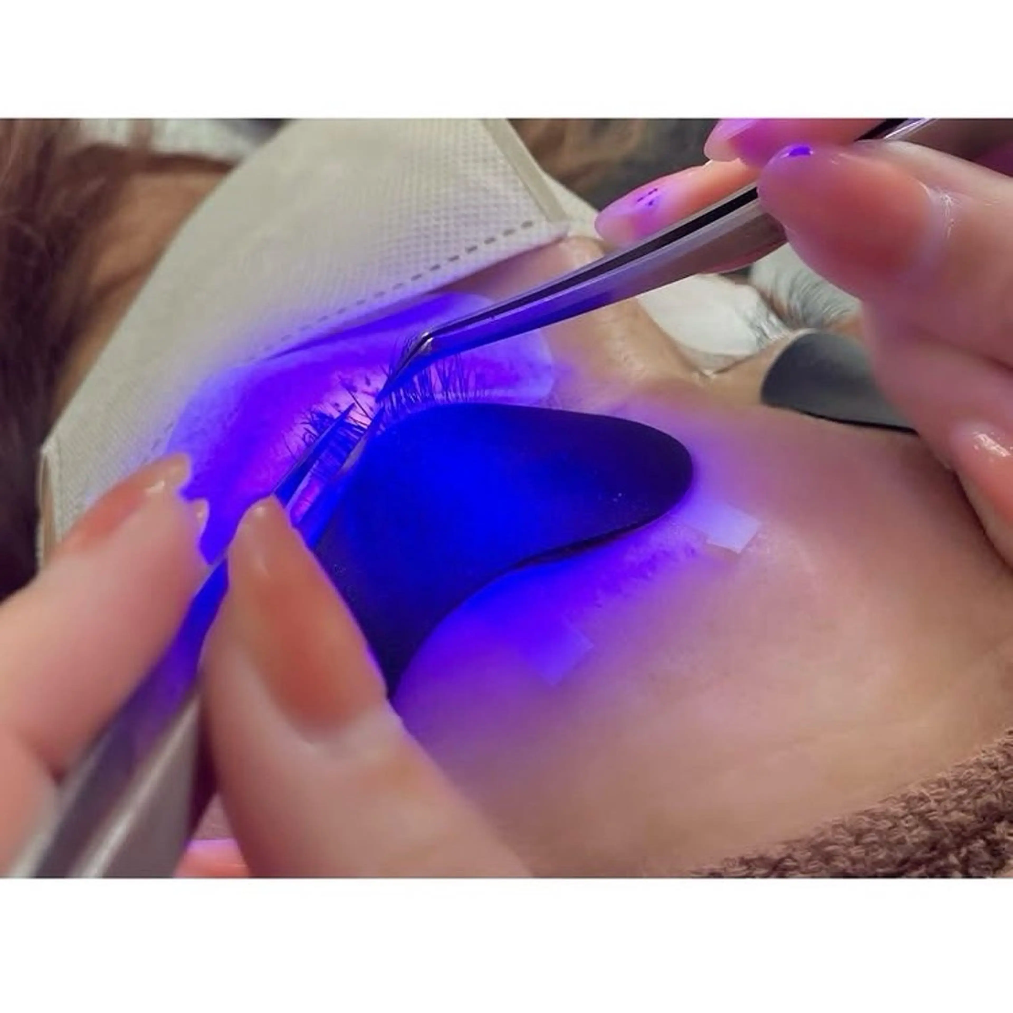 【モデル】LEDまつげエクステ80本の写真