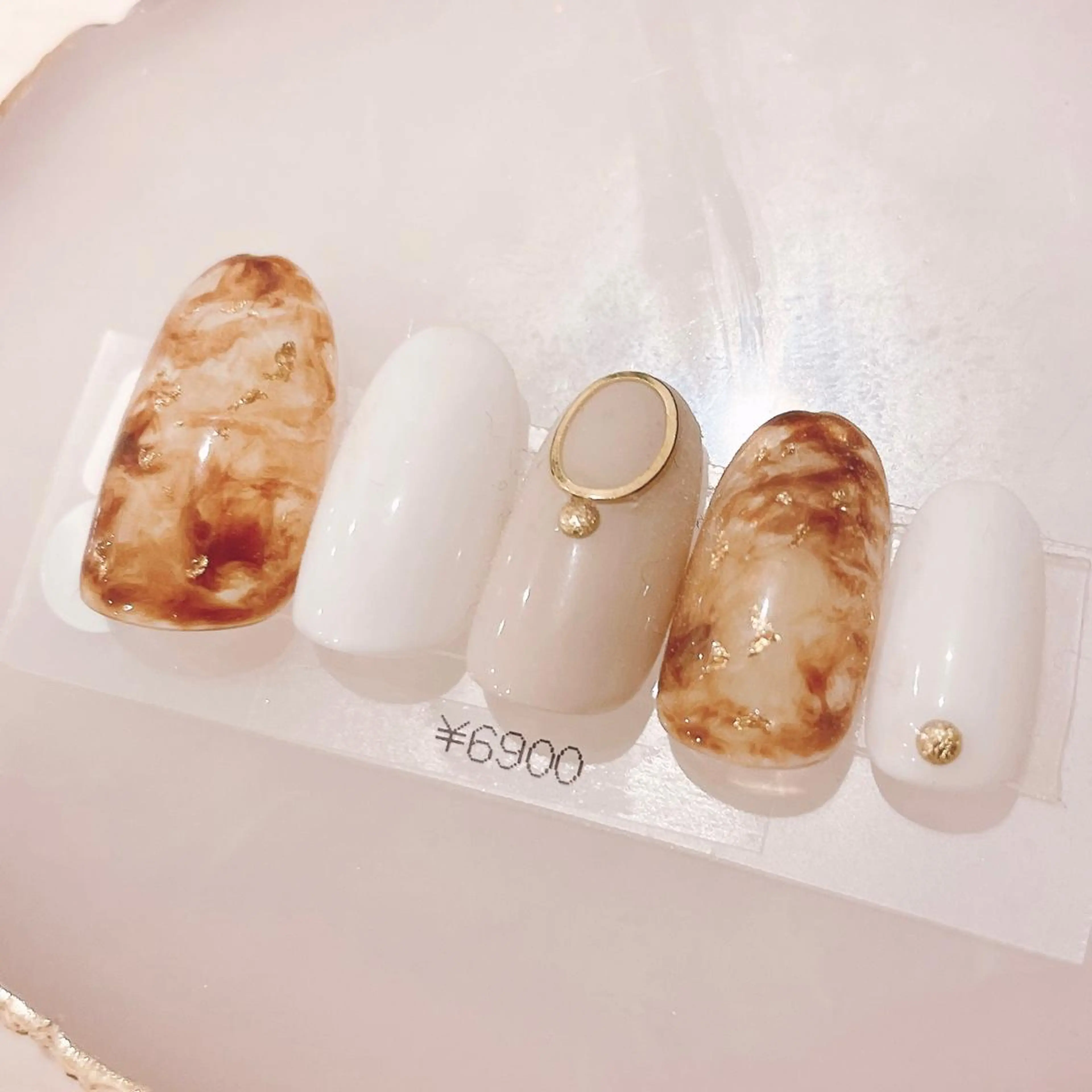 ネイル べっ甲ネイル ハンドネイル CHIARA nailsのネイルデザイン