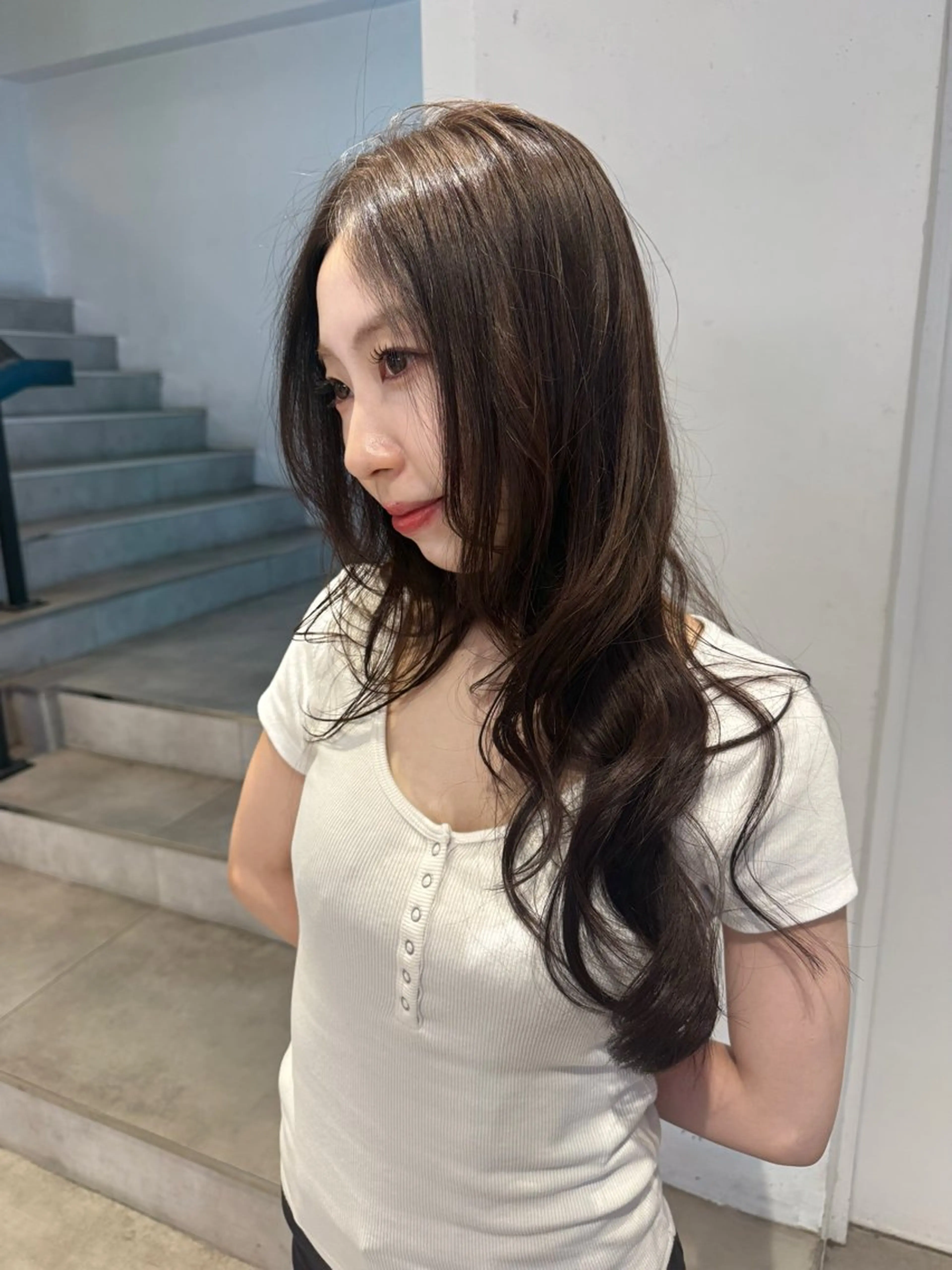 ミディアム カラー ハイトーンデザイン 🪐·˚⌖MIHOのヘアスタイル