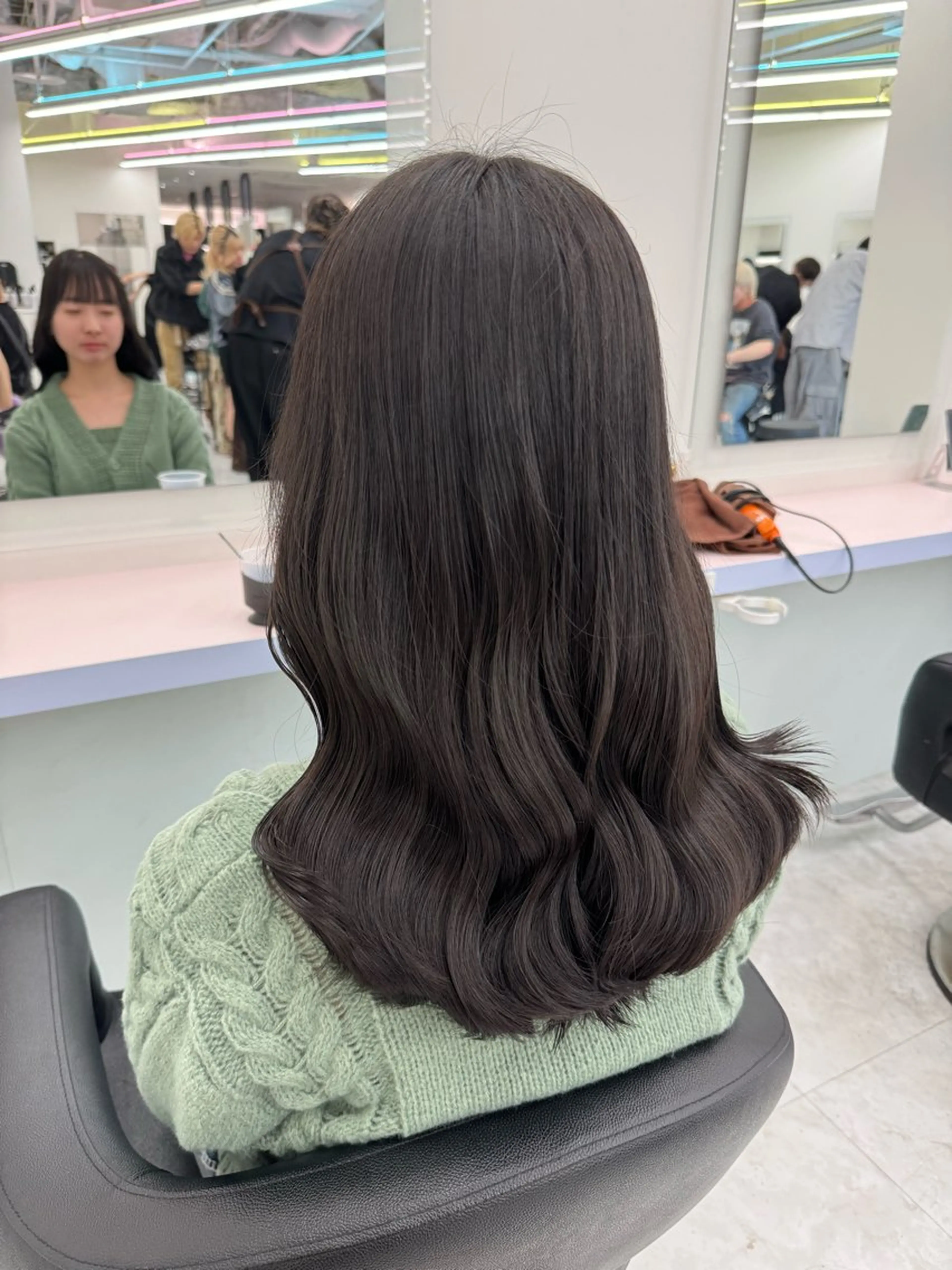 セミロング カラー バレイヤージュ 黒髪 ブリーチ ケアブリーチ ケアカラー カット ヘッドスパ ヘアセット ♡ブリーチカラー♡ Mirioのヘアスタイル