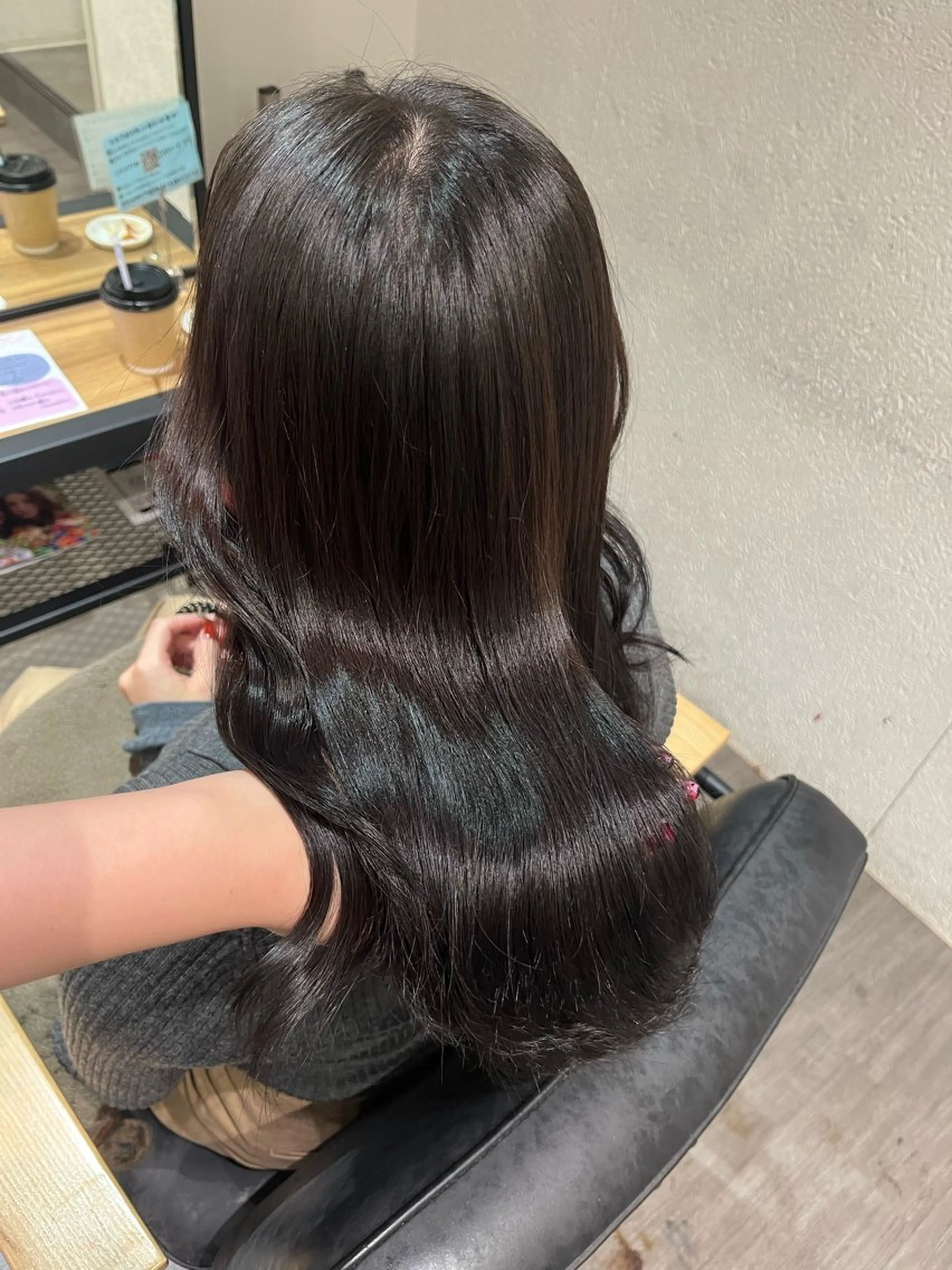 セミロング カラー ヘアアレンジ 黒髪 ナチュラルブラック 髪質改善 ヘアカラー トリートメント カラーリスト💟草間 紫音💟のヘアスタイル