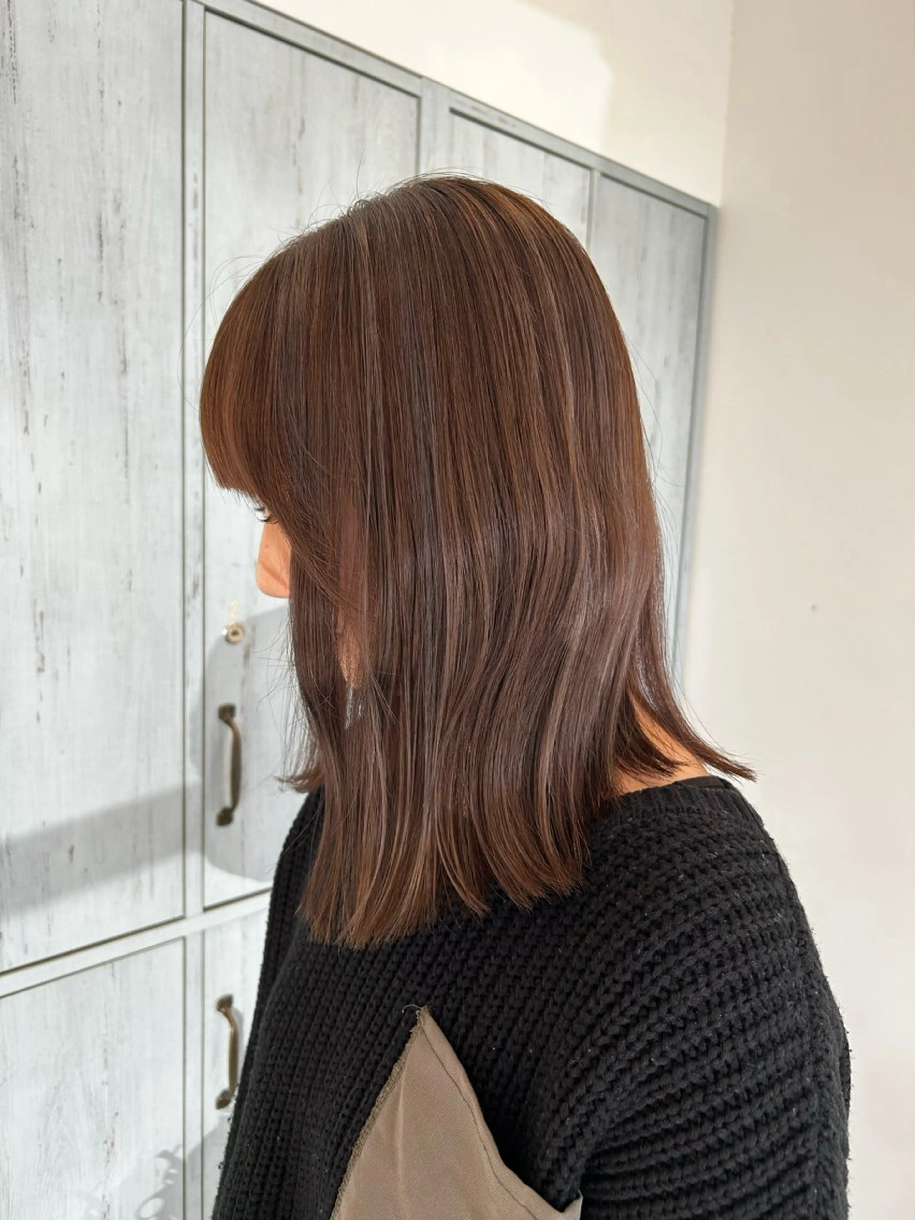 ミディアム カット ヘアカラー miu🌝 ハイライト/一宮のヘアスタイル