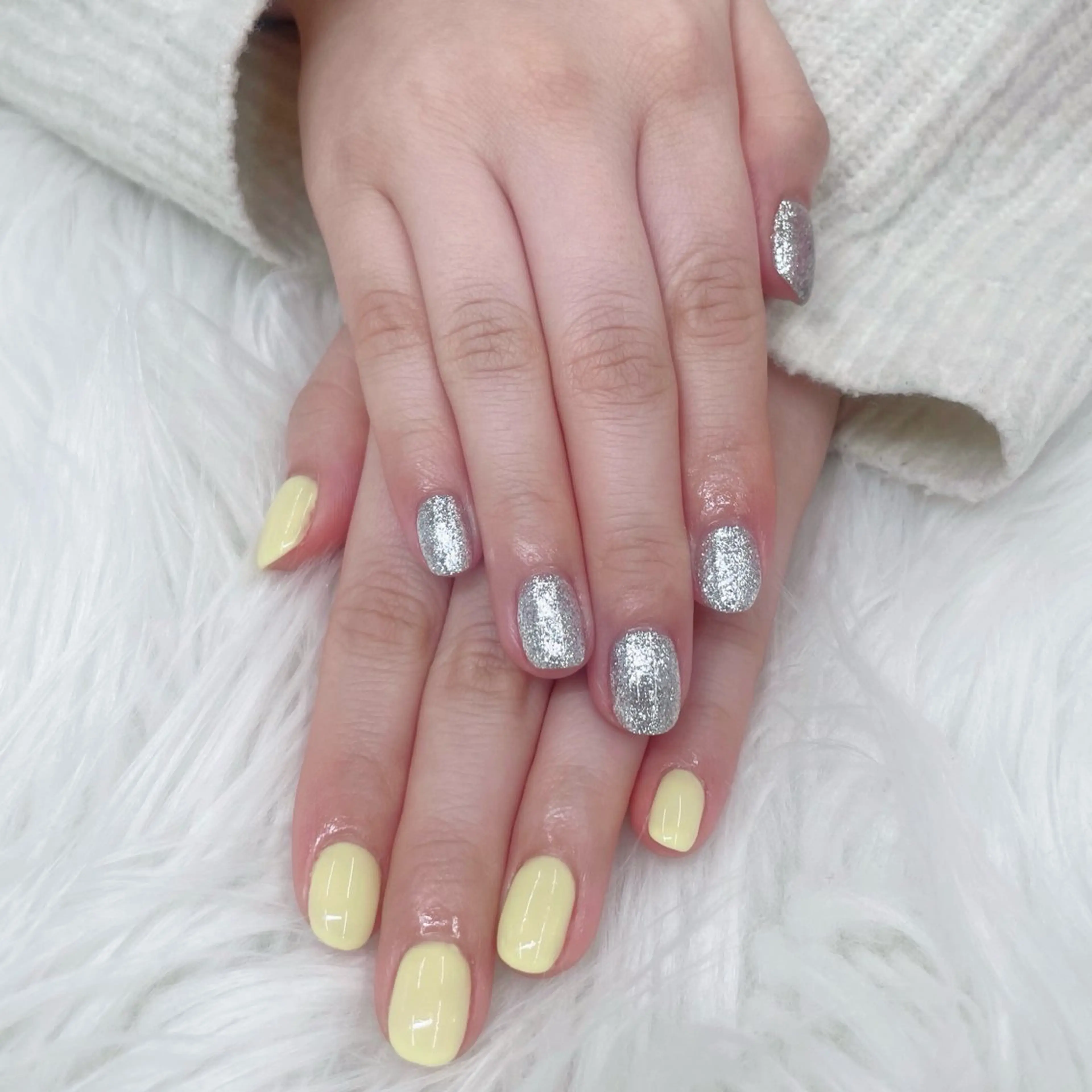 ネイル パステルネイル 春ネイル 黄色 エリクサーネイル池袋店所属・エリクサーネイル池袋 大槻のネイルデザイン