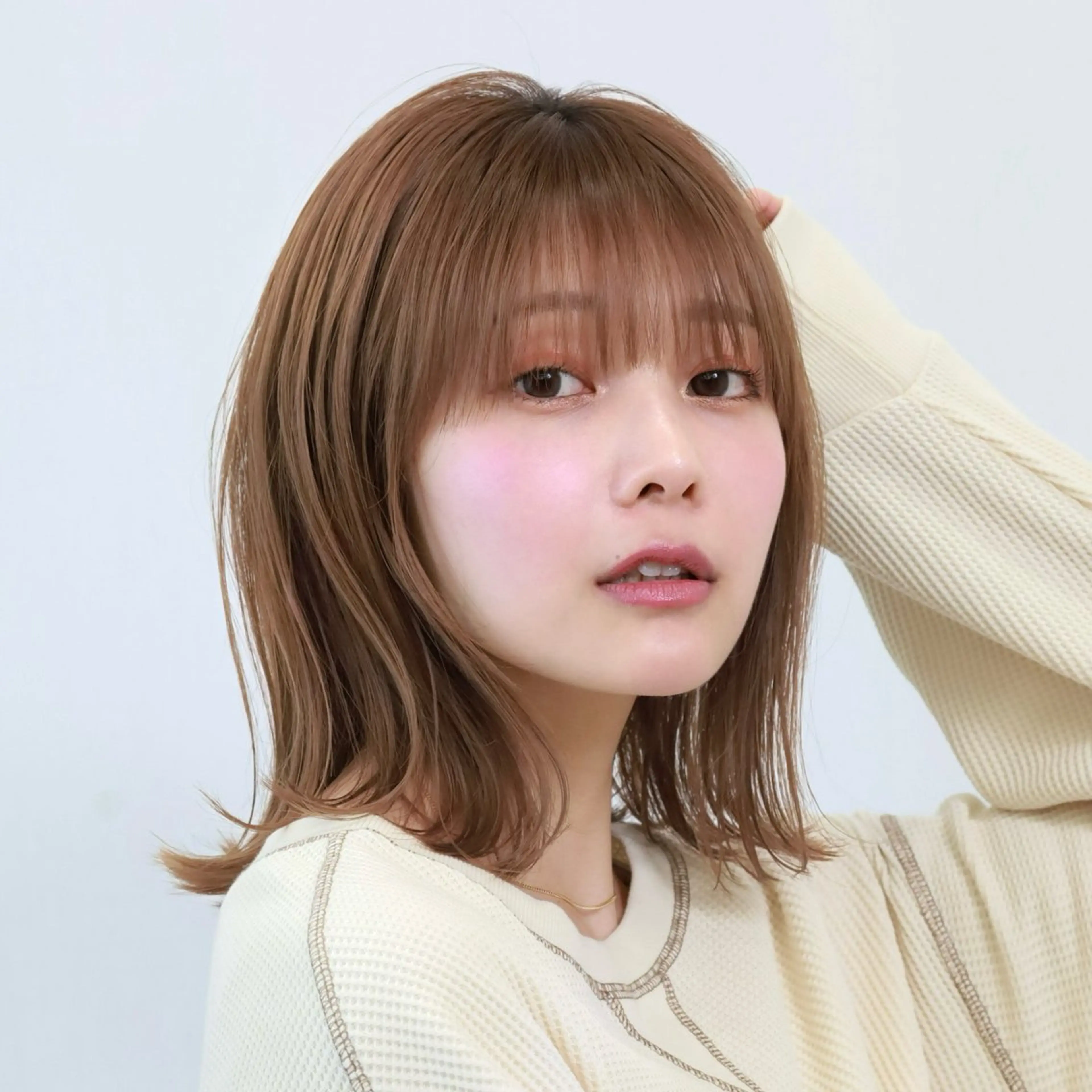 ショート カラー 艶カラー/レイヤー/ ボブ/みきと🏷️のヘアスタイル