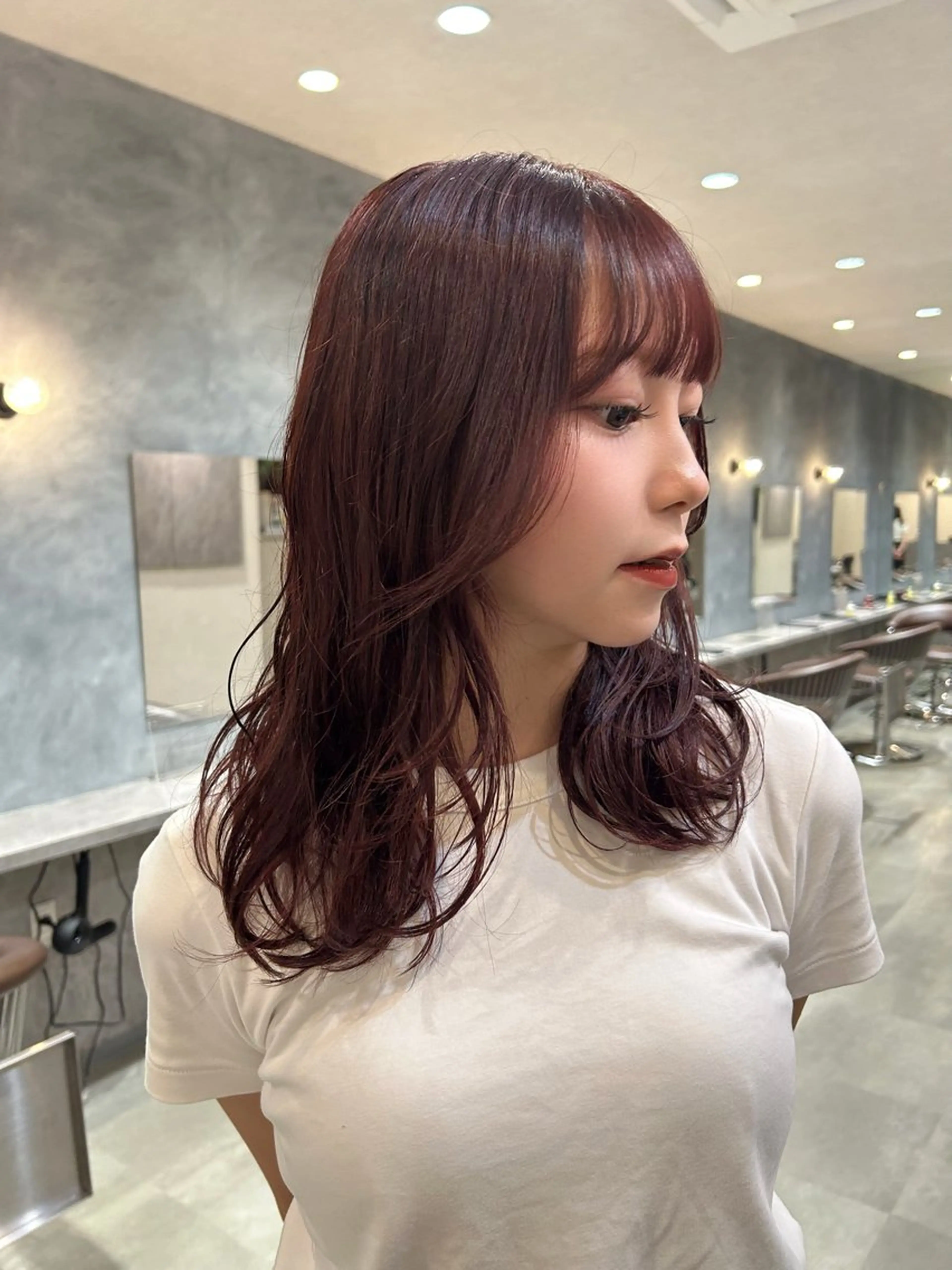 ミディアム 山元 くるみのヘアスタイル