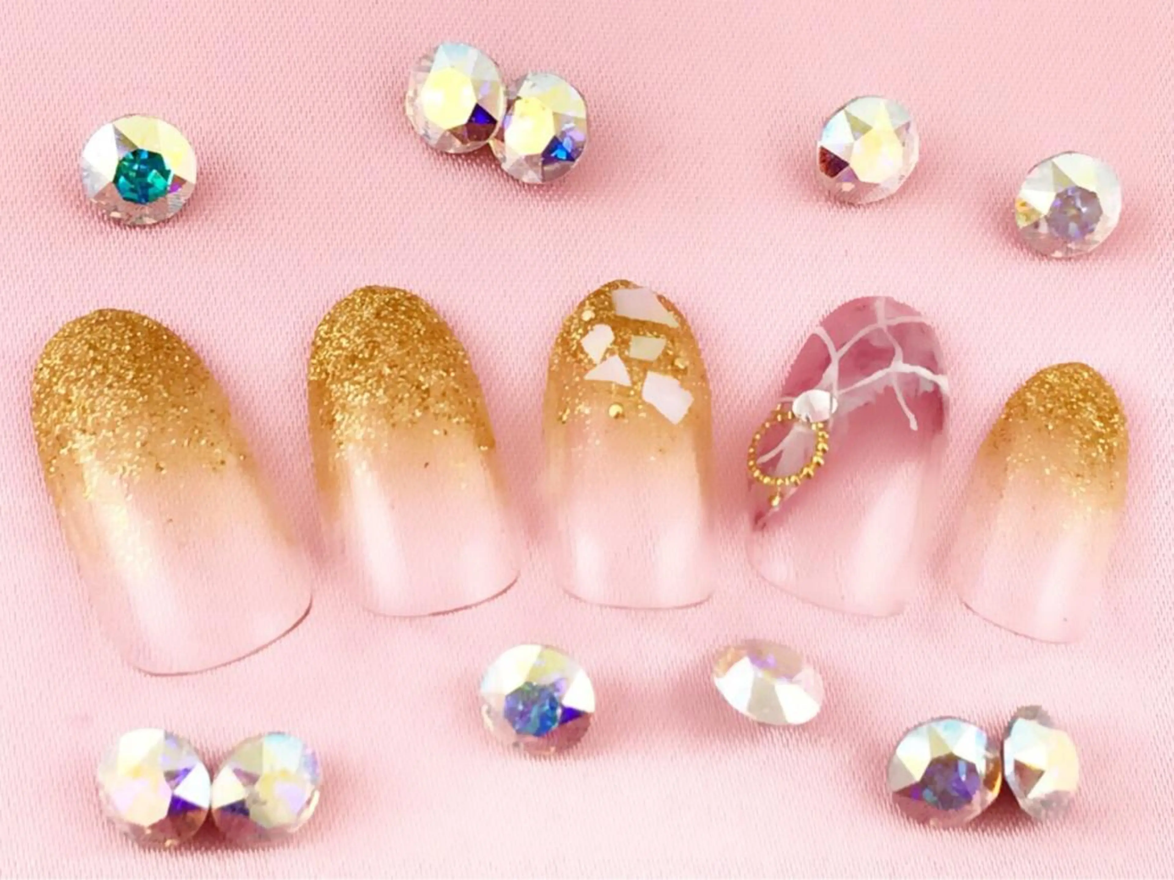 セミロング カラー パーマ ヘアアレンジ メンズ キッズ ネイル マツエク・マツパ 学生（メンズ向け） 付け放題 学生 アートネイル フットネイル NAILSGOGO shibuyaのネイルデザイン