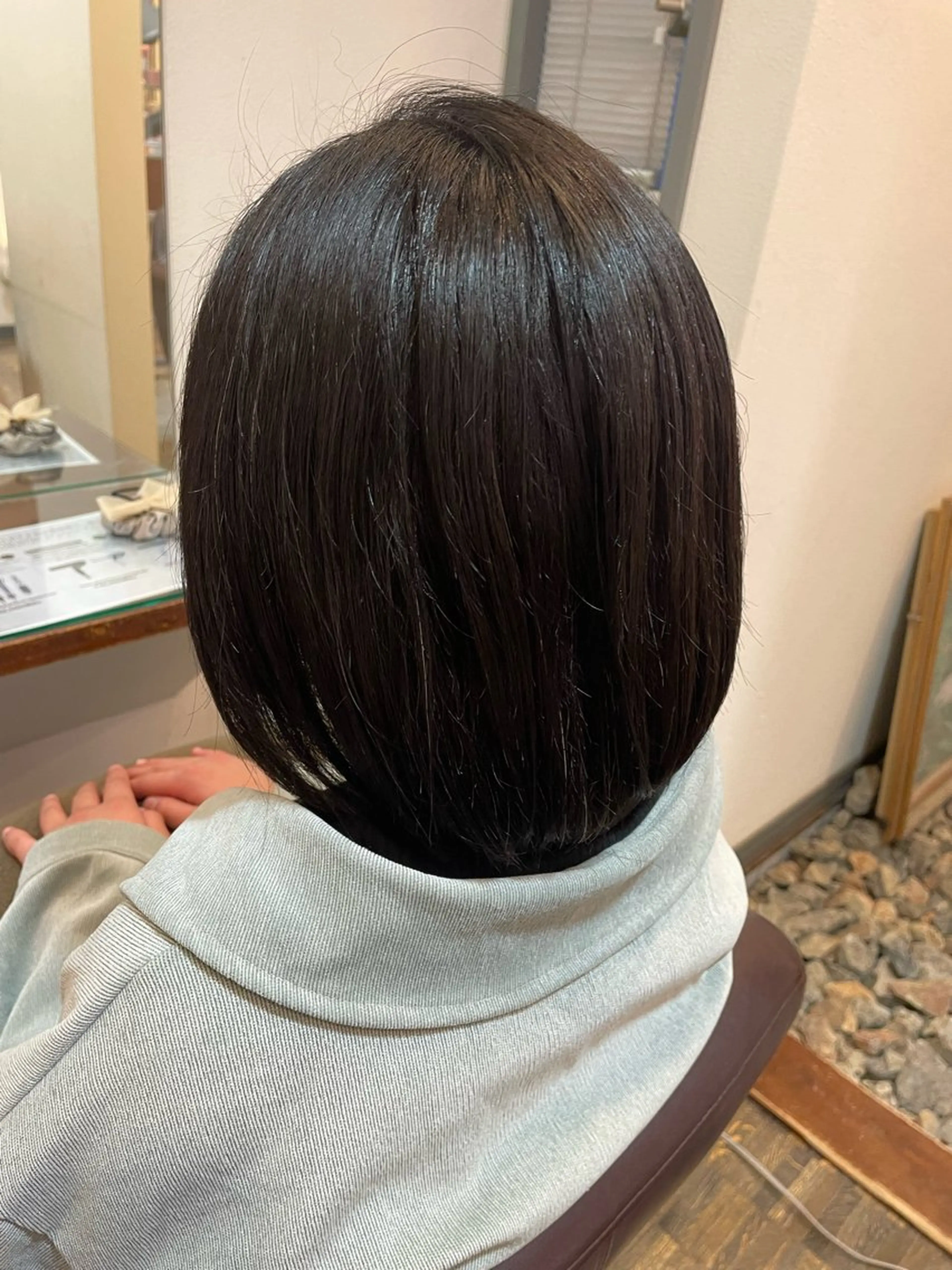 ミディアム 平 真亜里のヘアスタイル