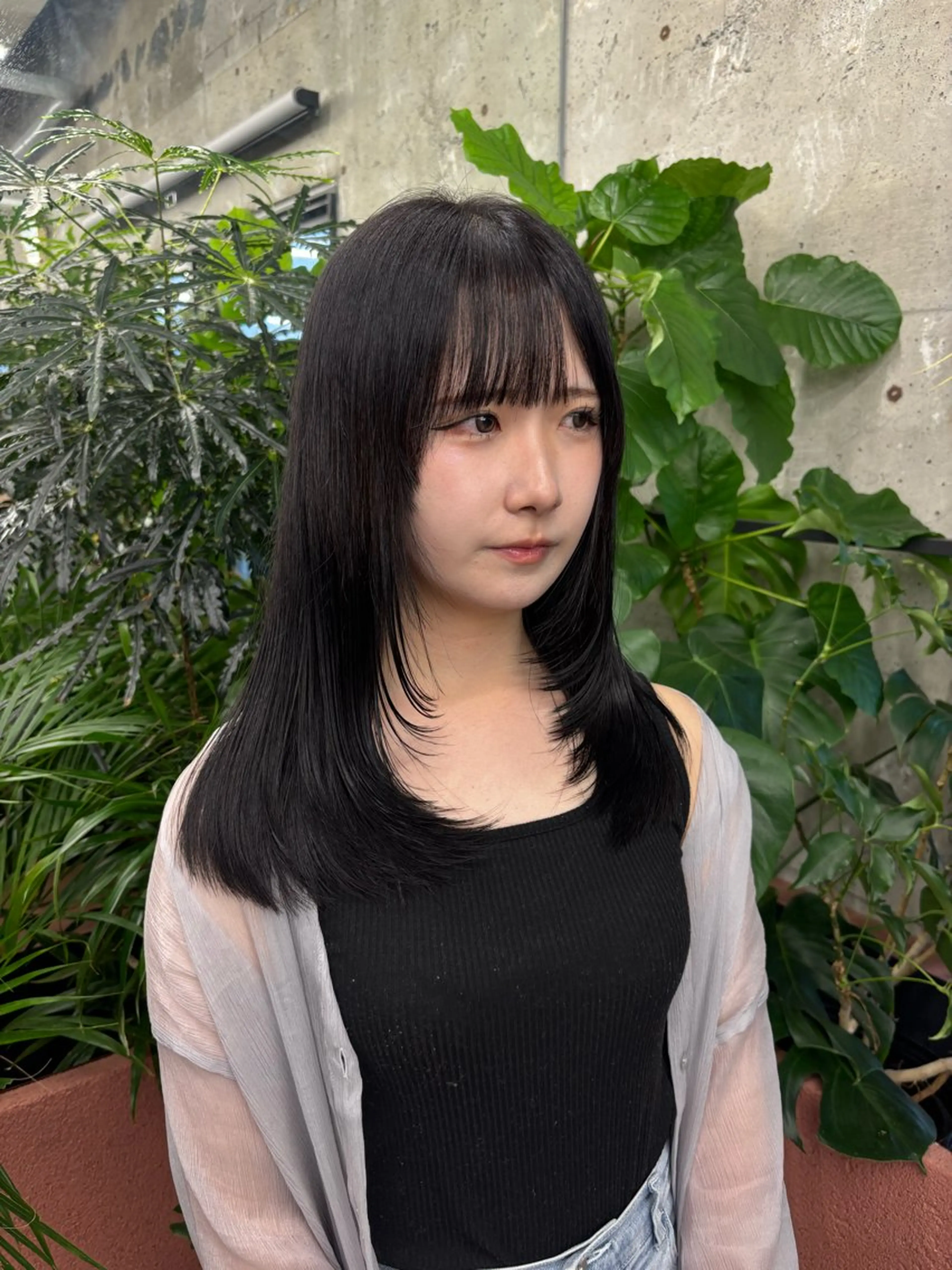 セミロング カラー 黒髪 透明感カラー レイヤーカット カット ヘアカラー トリートメント ほらぐち るいのヘアスタイル