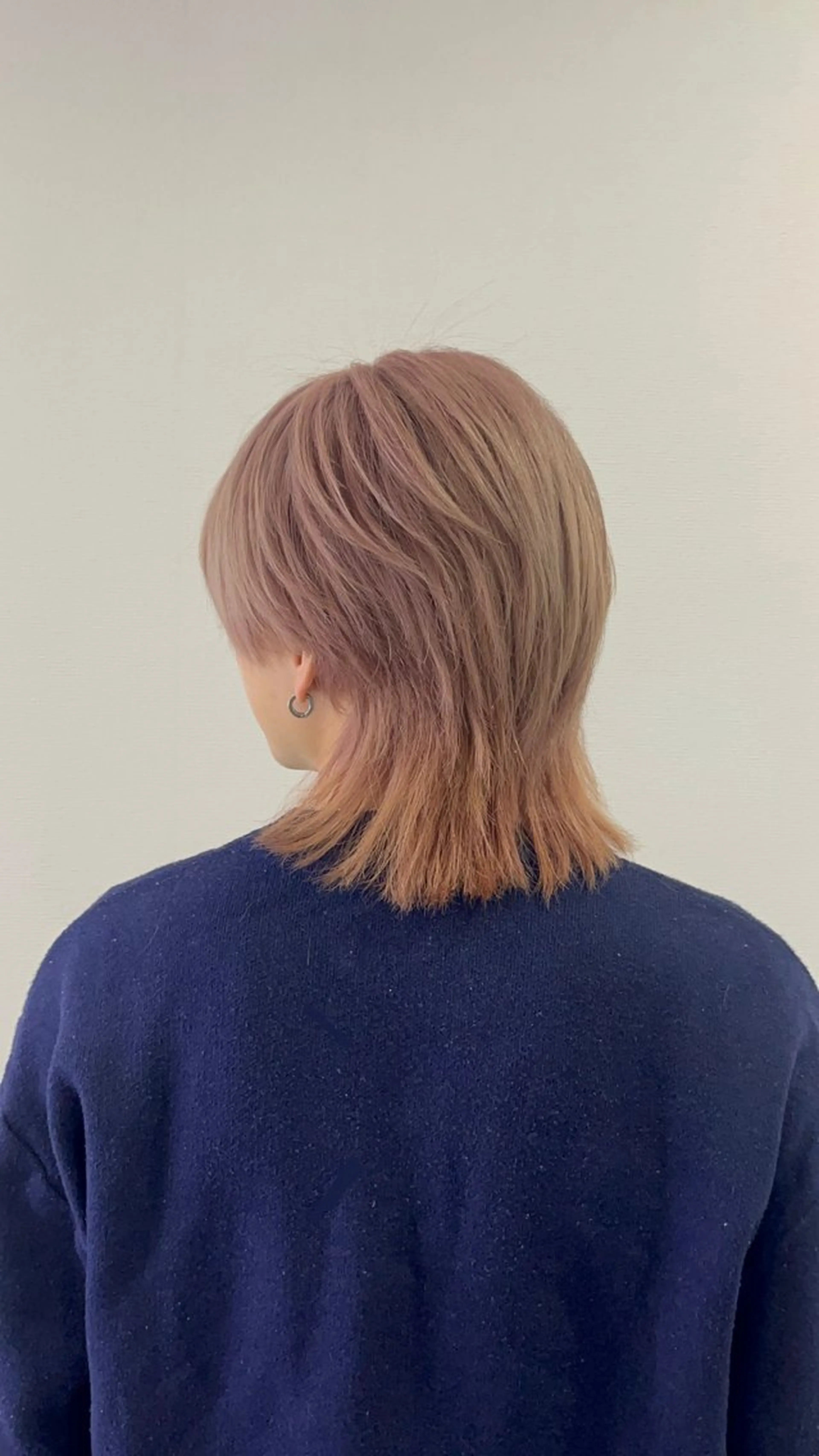 カラー メンズ 山本 梨華のヘアスタイル