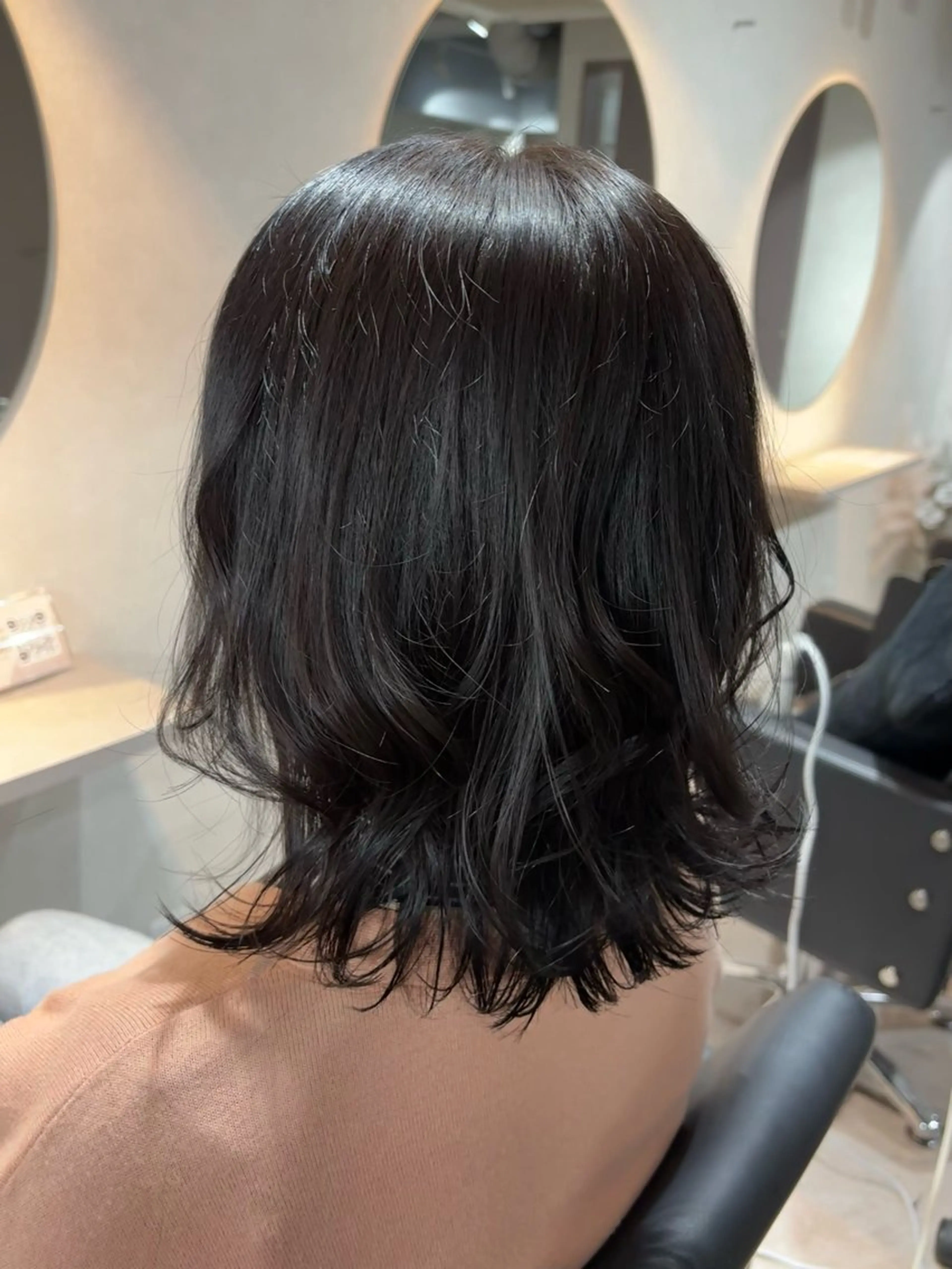 ミディアム lmu by if所属・程塚 七海のヘアスタイル