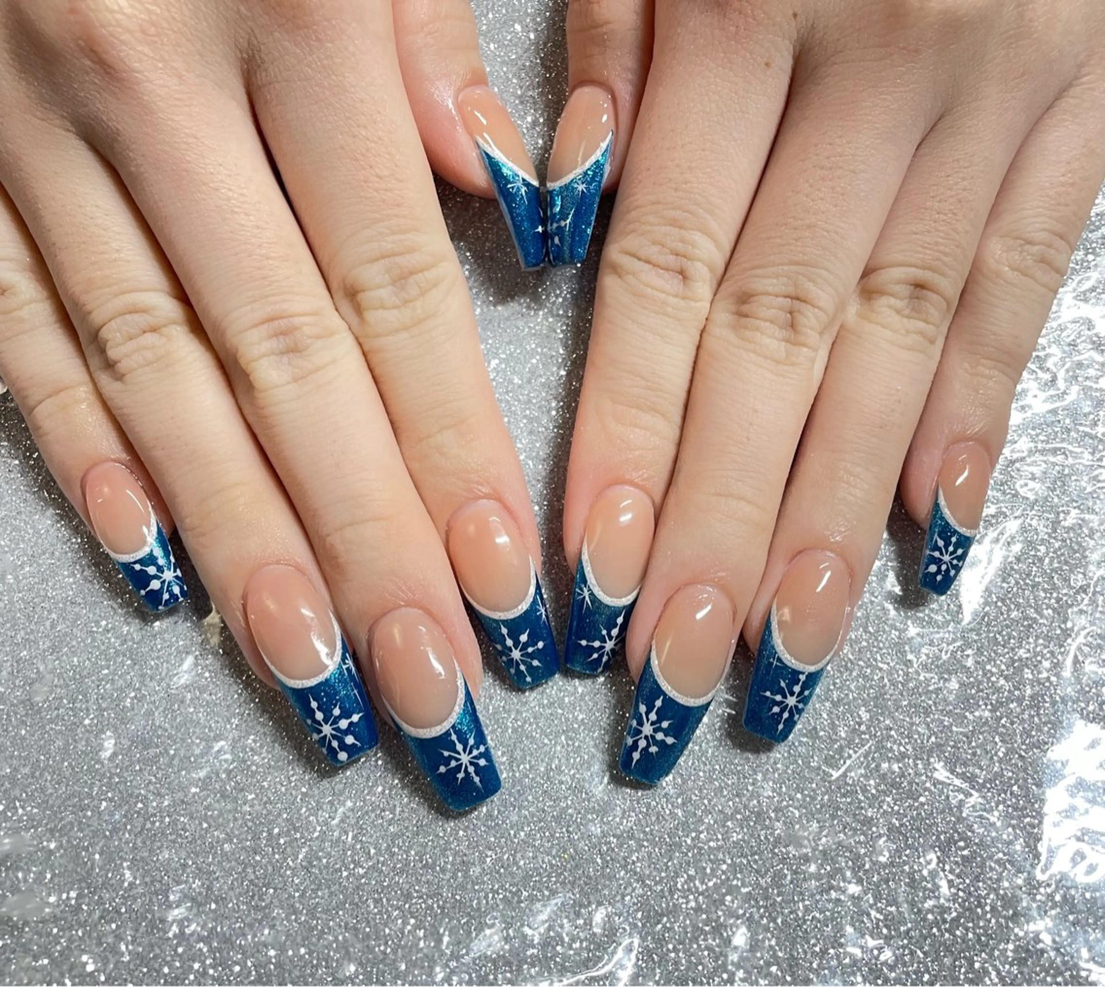 ネイル ハンドネイル VIERU 🌈🎀💖のネイルデザイン