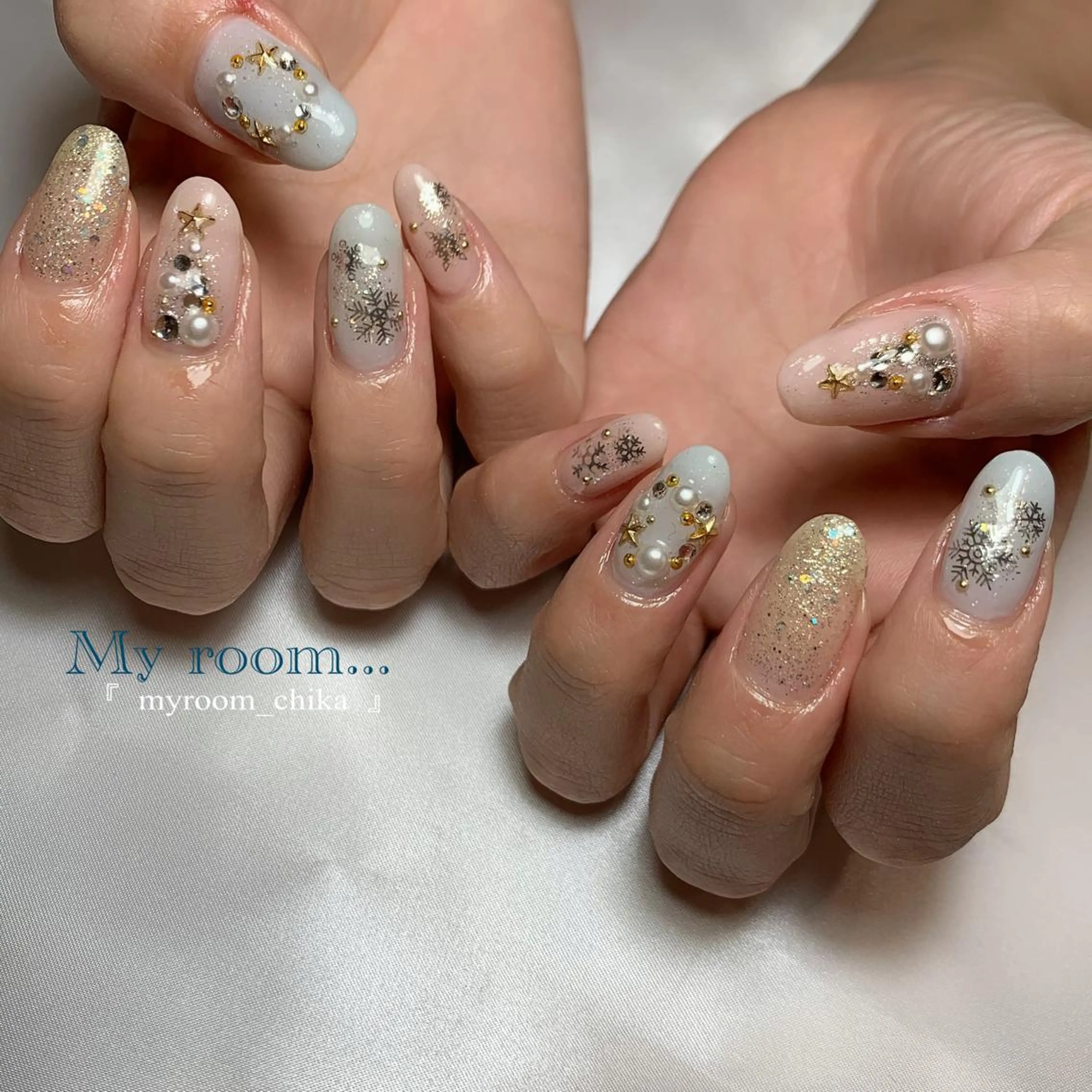 ネイル 冬ネイル クリスマス Amua.facial salon所属・Amua.ハーブ 新宿御苑駅前のエステ・リラクイメージ