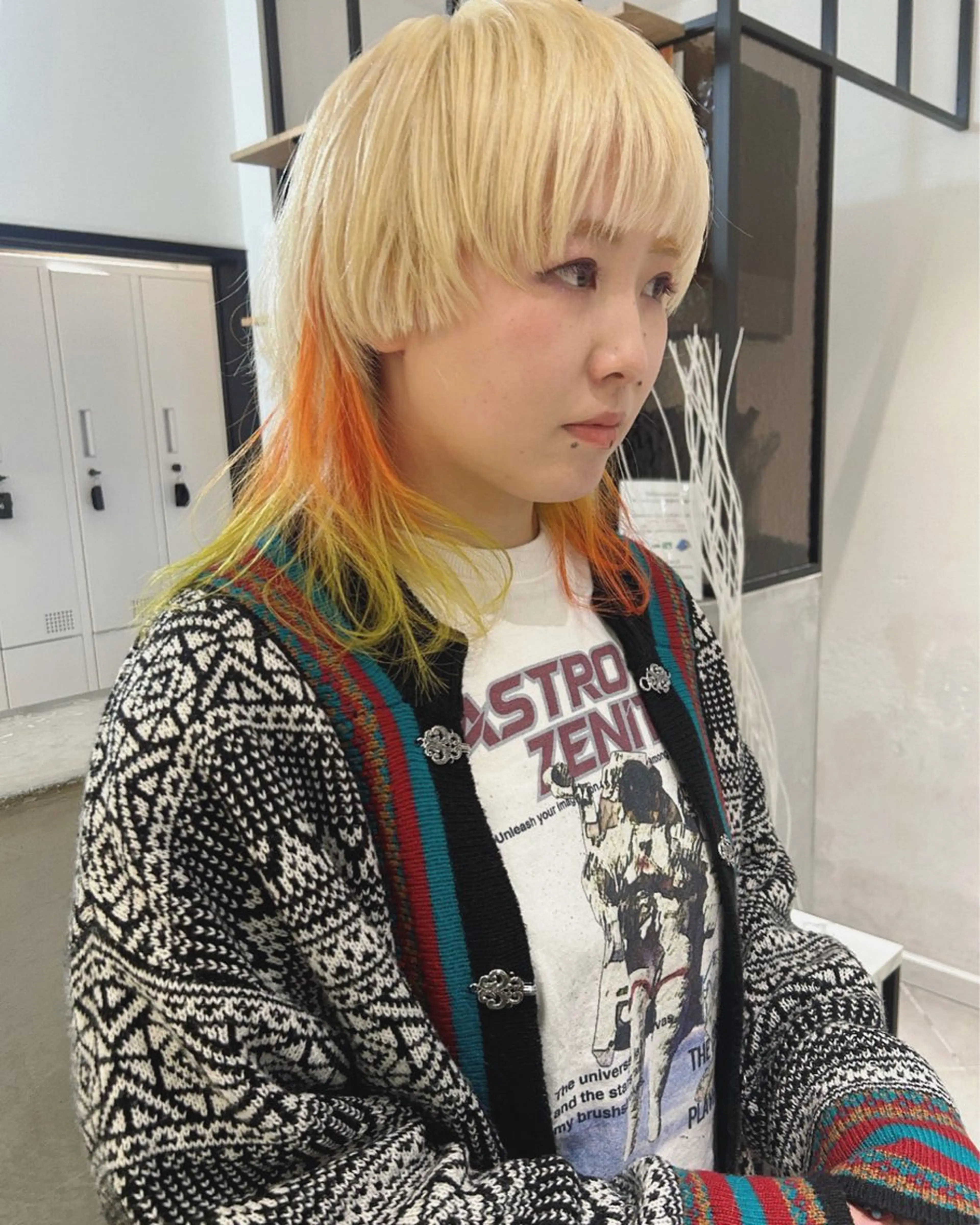 ミディアム カラー ブロンド グラデーションカラー カット ヘアカラー トリートメント Loom.所属・村上雅人 ナチュラルモードのヘアスタイル
