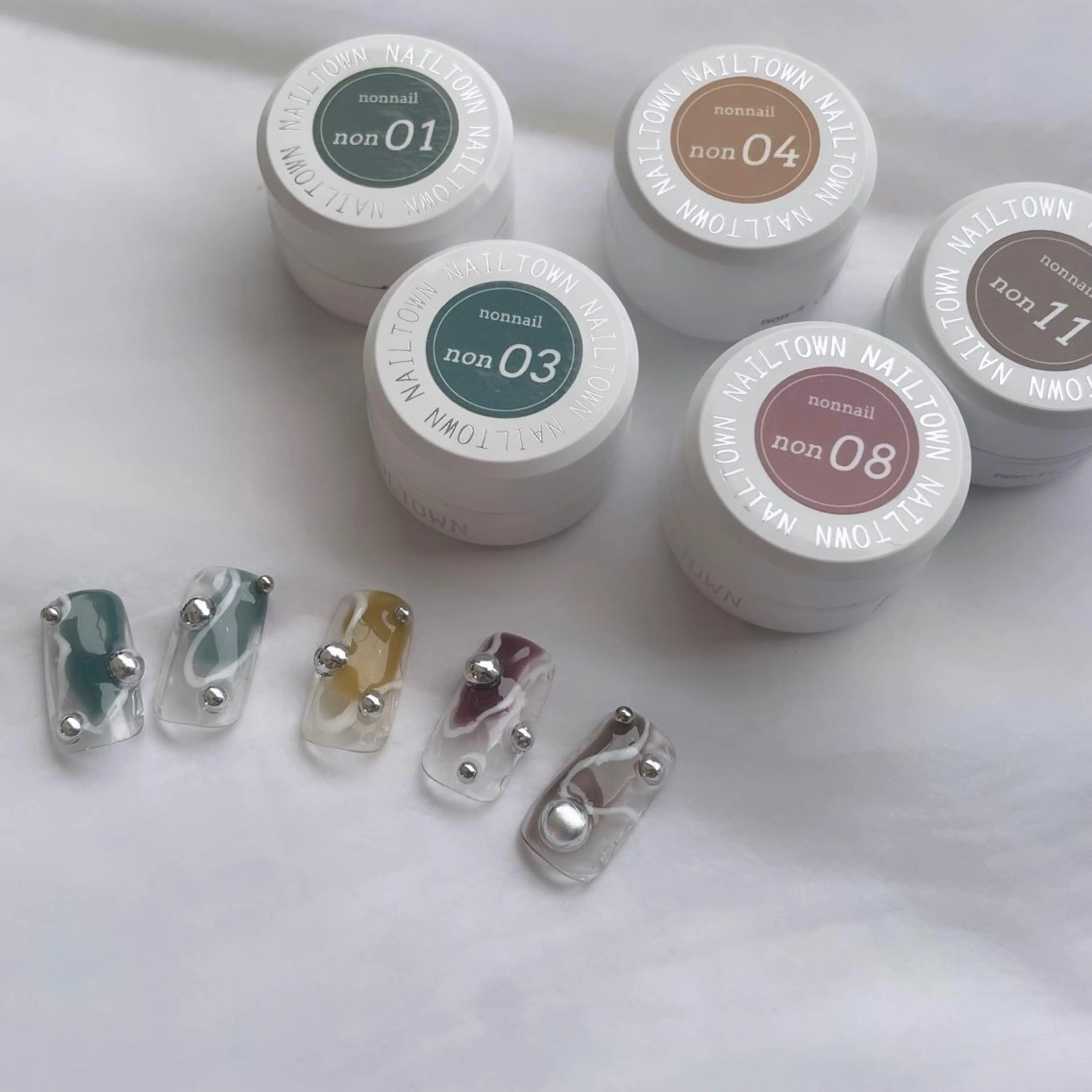 ネイル ニュアンスネイル シルバー Atelier by 24nail/Ayaのネイルデザイン