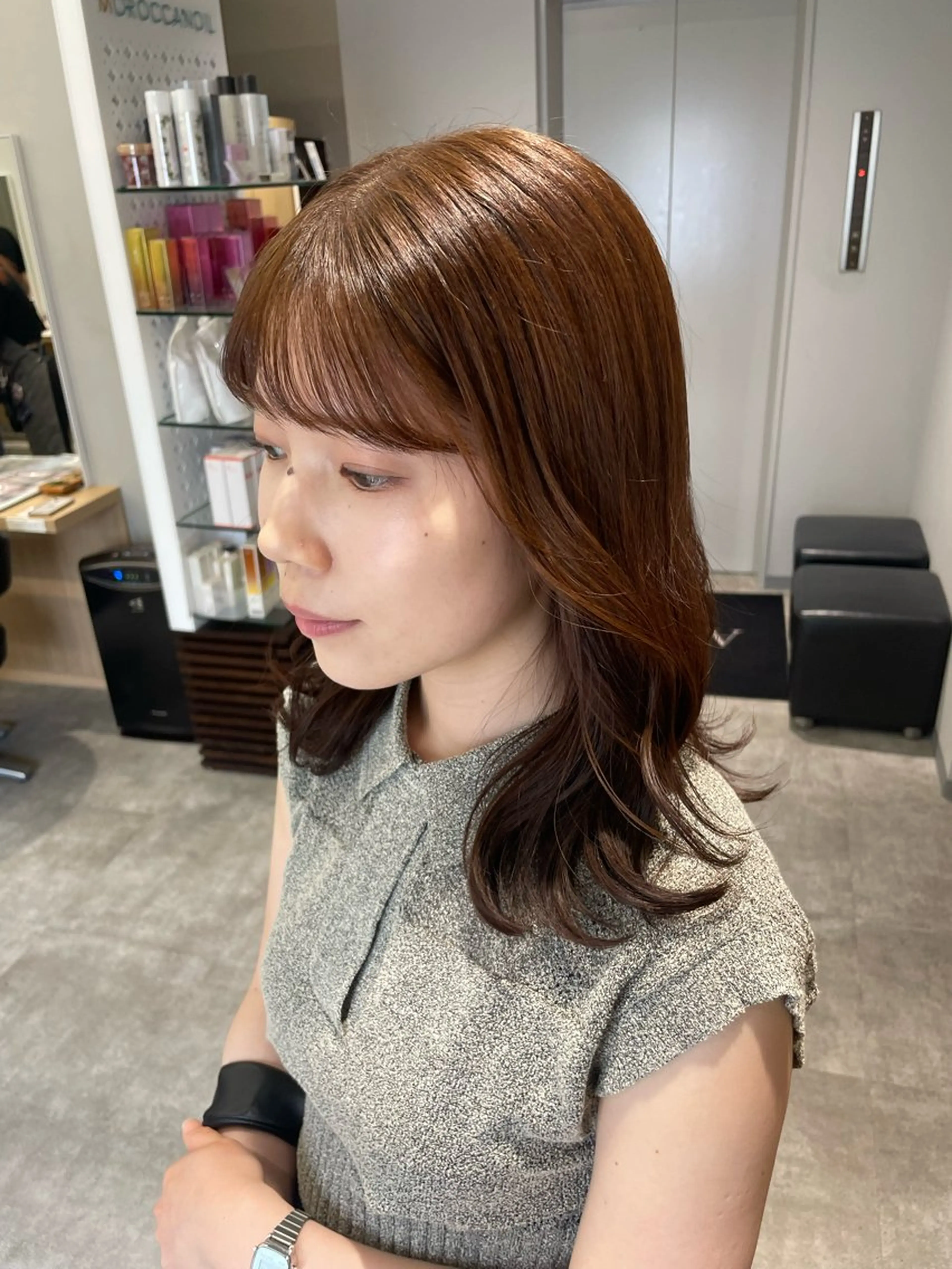 ミディアム カラー カット ヘアカラー AVANCE.京橋 /田中 沙弥のヘアスタイル