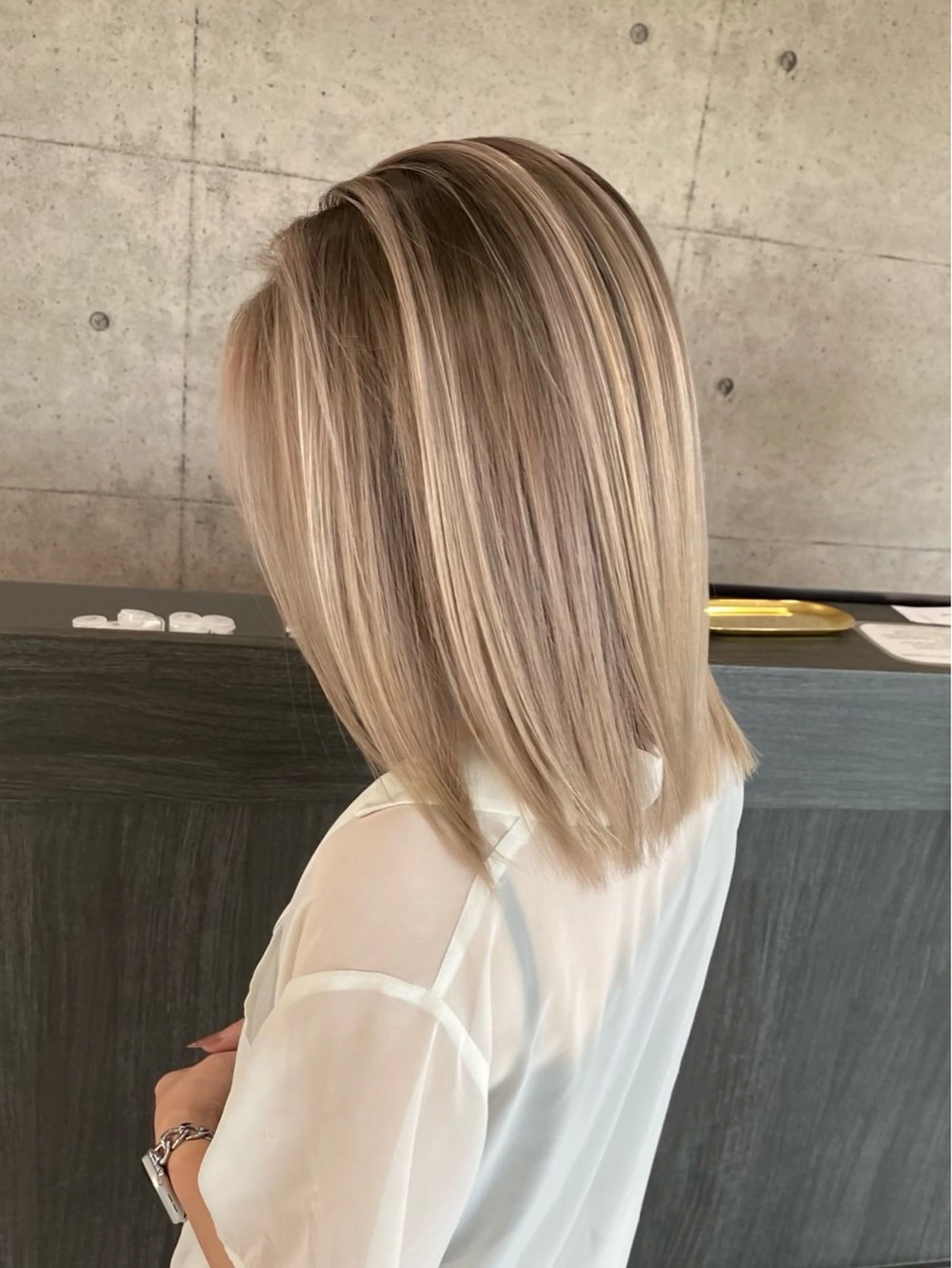 カラー カット ヘアカラー Mina/岡山/矯正 ブリーチ/レイヤーのヘアスタイル