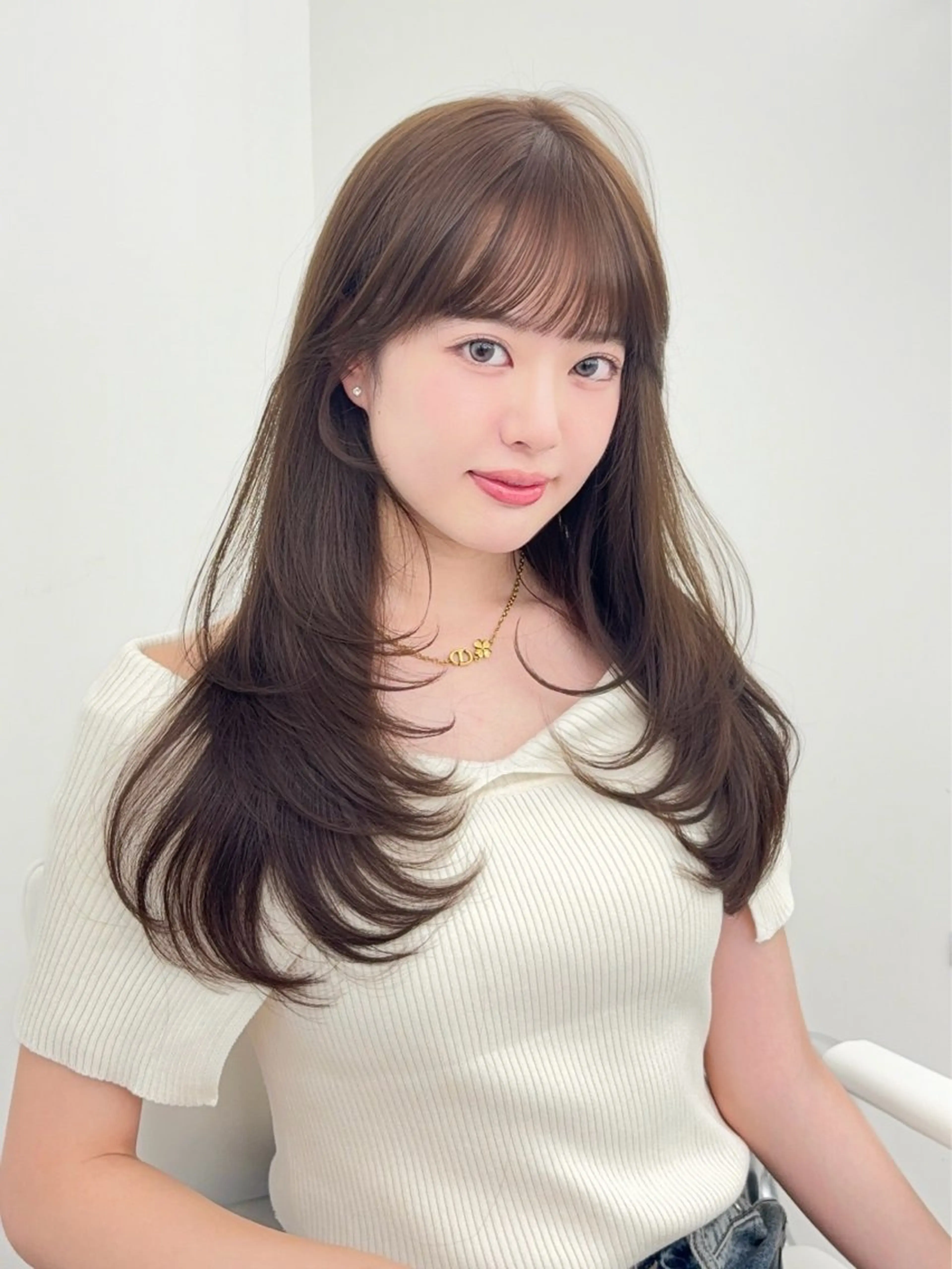 ロング カラー カット ヘアカラー トリートメント 足立 遥奈のヘアスタイル