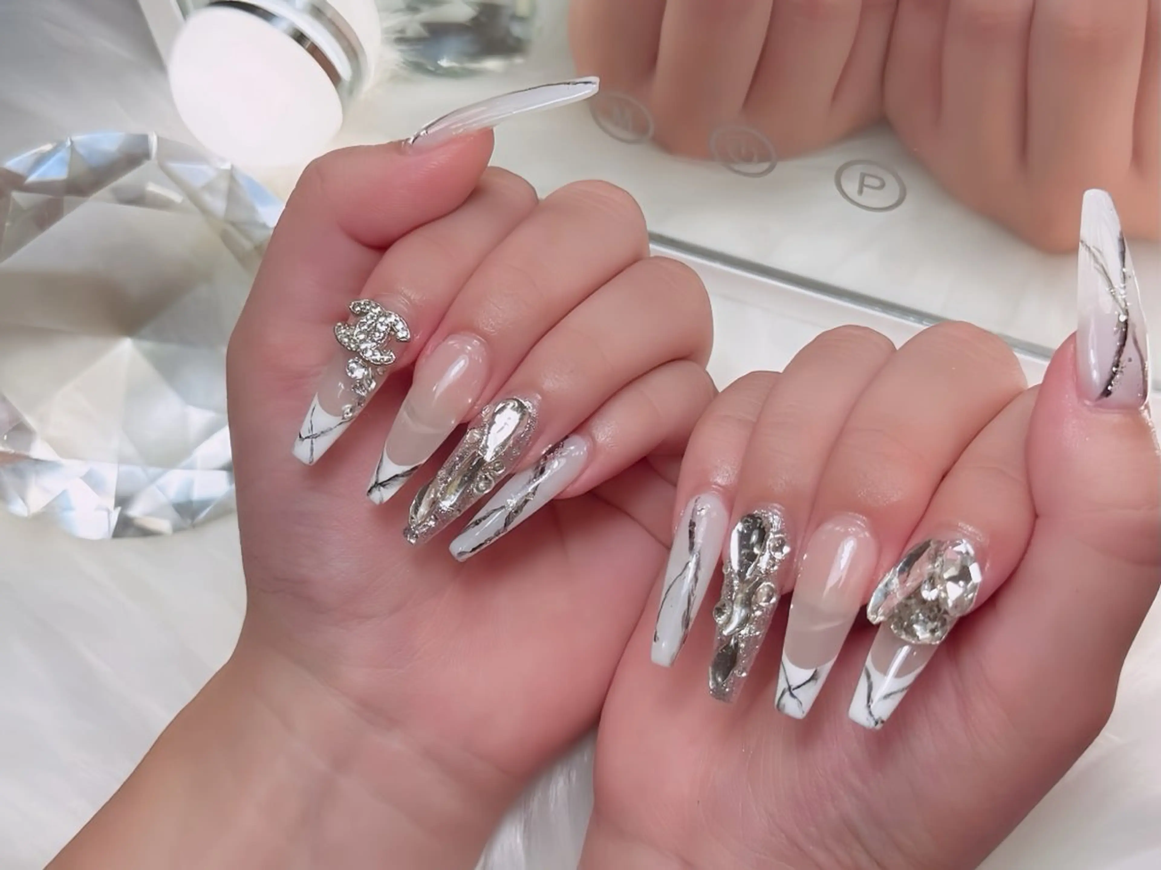ネイル アートネイル フレンチネイル ジェルネイル 韓国ネイル マグネットネイル ハンドネイル Rin Nail所属・Rin Nailのネイルデザイン