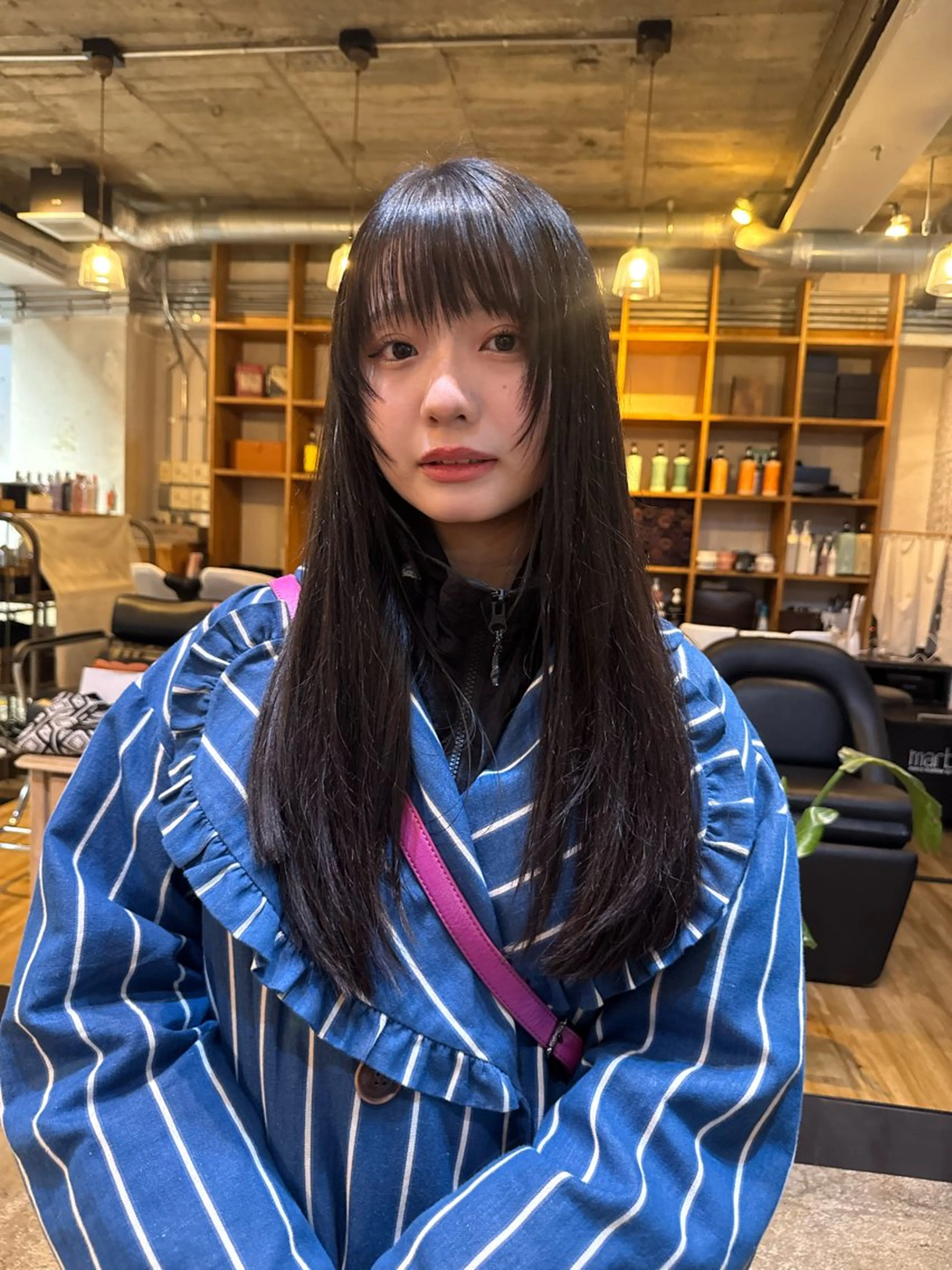 ロング カット HIKARIS 長澤彩のヘアスタイル