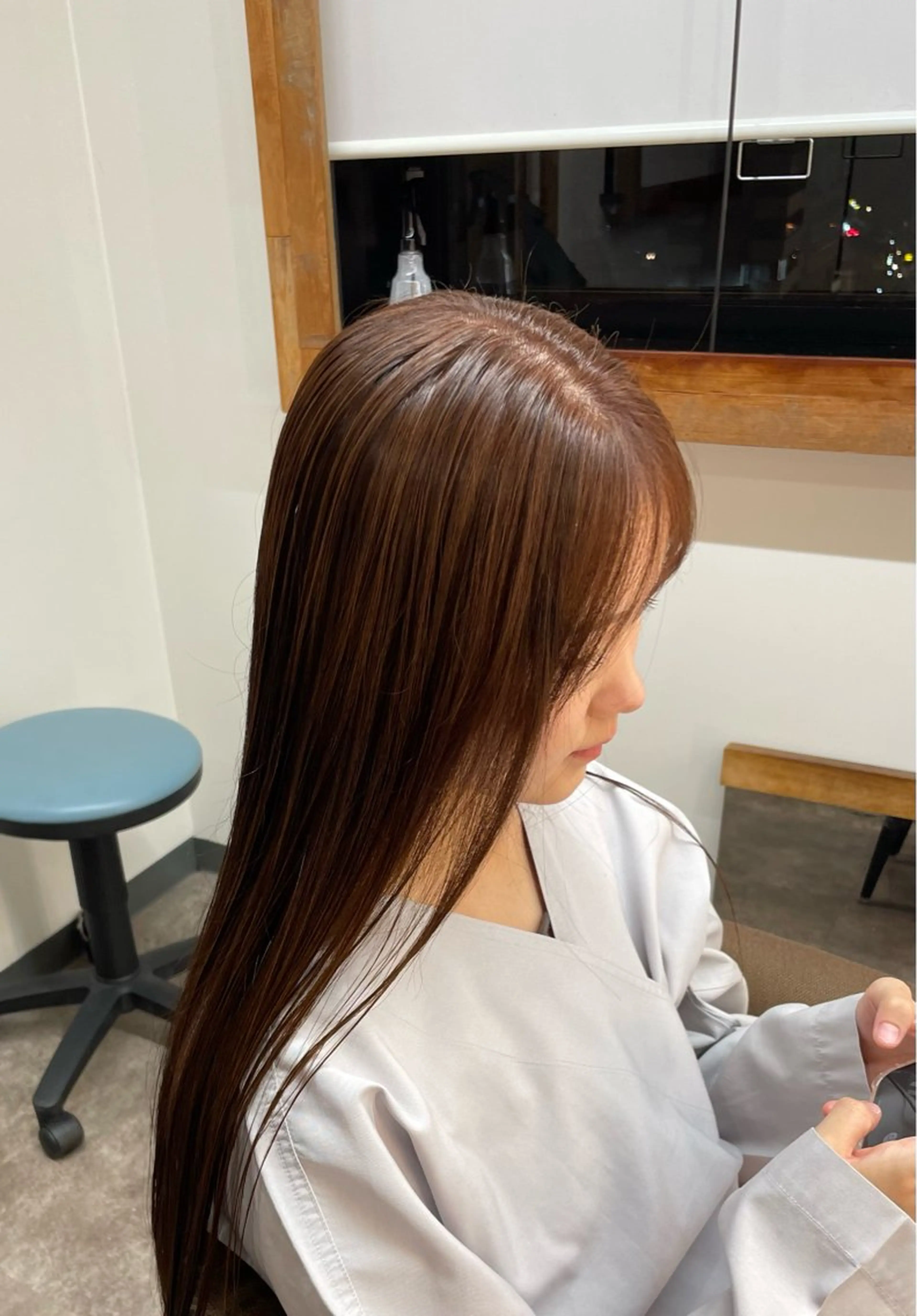 ロング カラー ブリーチ ブラウンカラー チョコレートブラウン 透明感カラー ブリーチなしカラー ヘアカラー ...alley所属・Alley WAOのその他イメージ