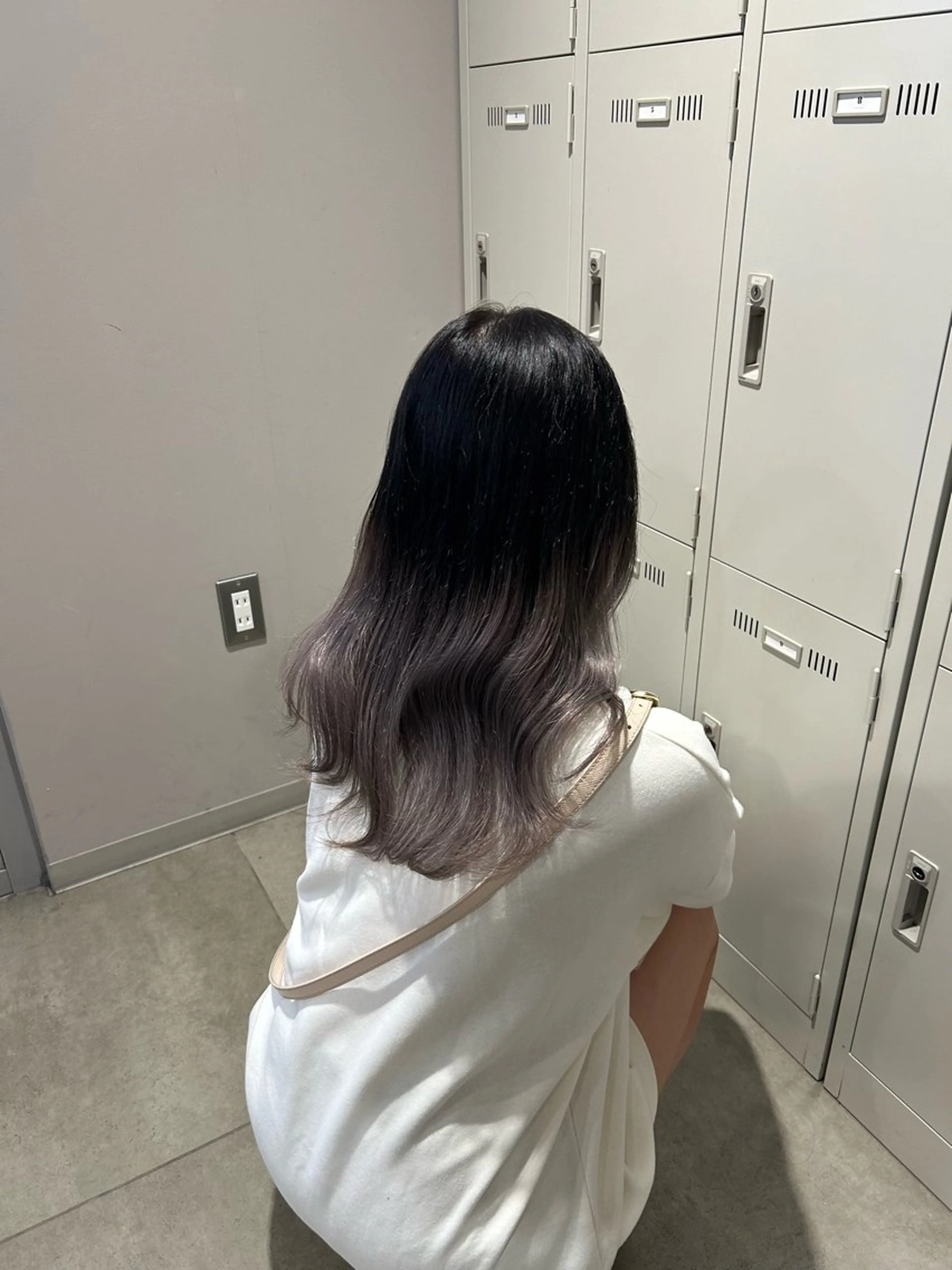 ロング カラー ヘアカラー トリートメント 韓国ヘア暗髪 ダブルカラーメンズ可のヘアスタイル