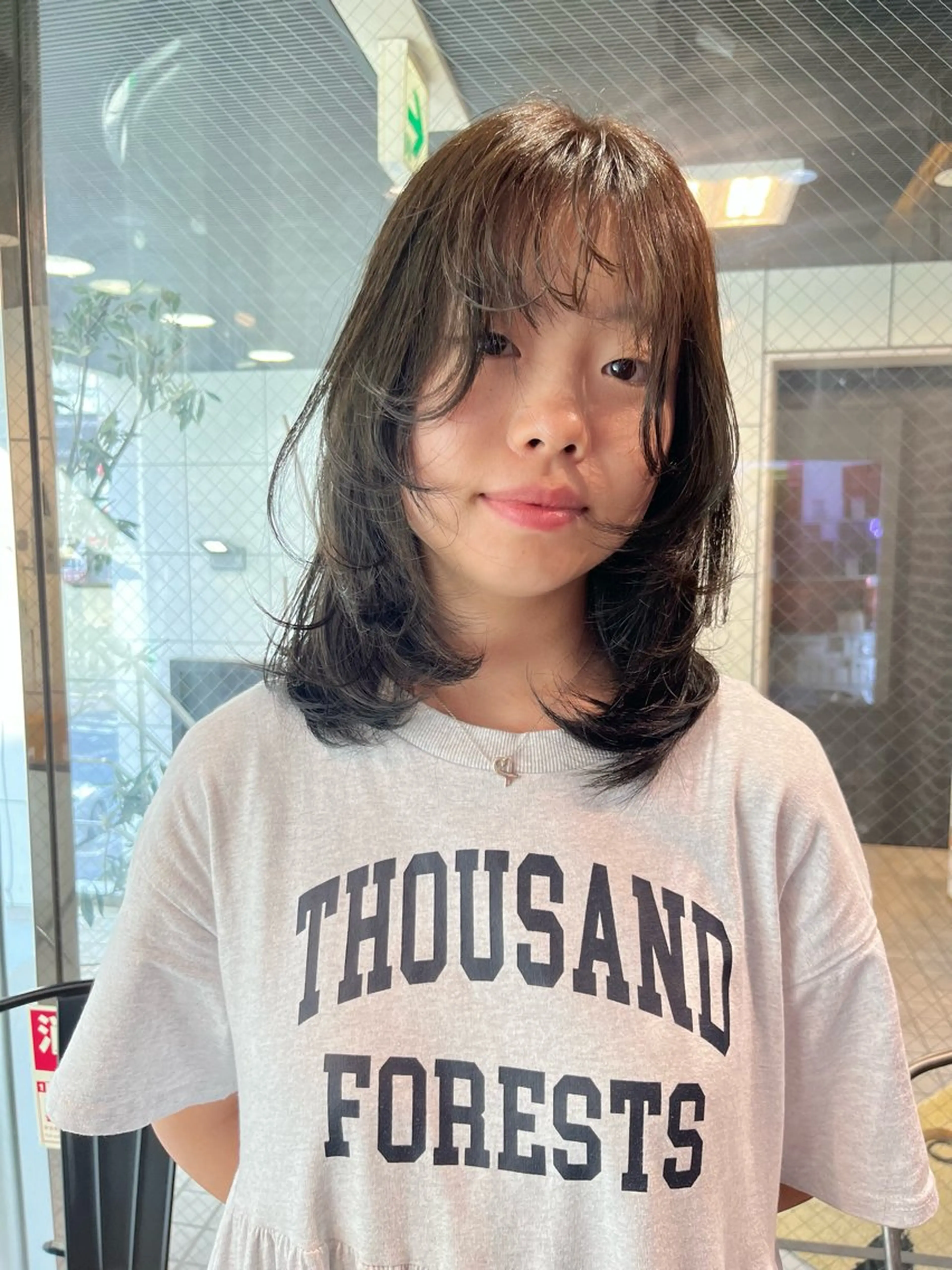 セミロング カラー ブリーチ ケアブリーチ ダブルカラー ハイトーンカラー インナーカラー Rei /パーマ特化のヘアスタイル